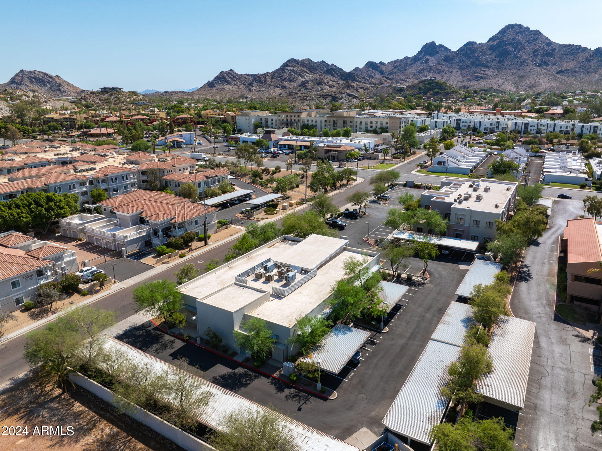 1555 E ORANGEWOOD Avenue