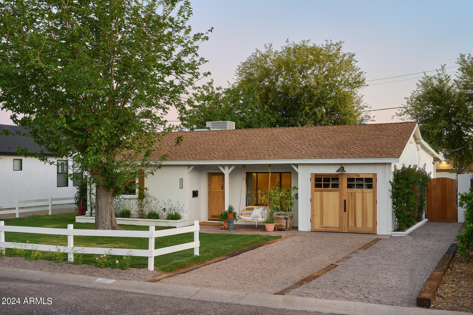 3917 E MONTEROSA Street