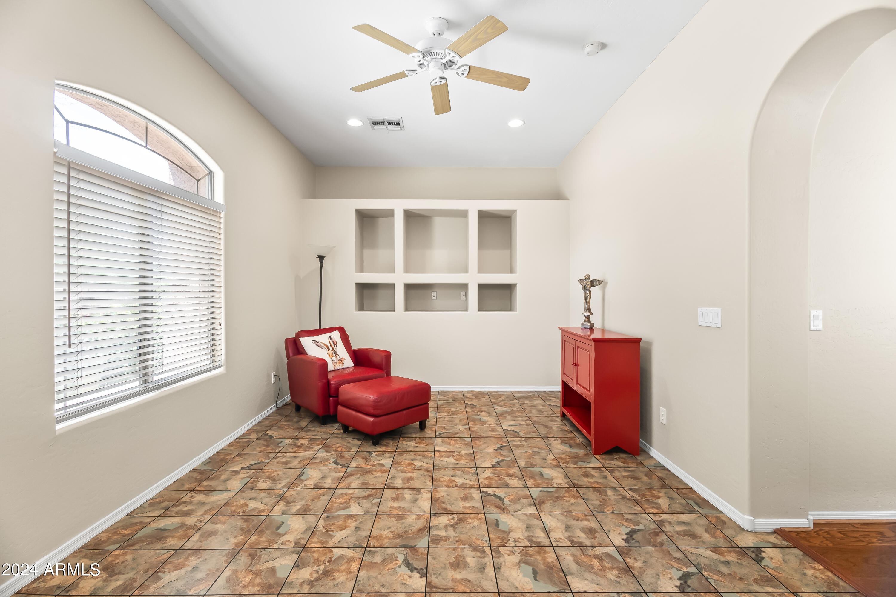 3110 W EAGLE CLAW Drive