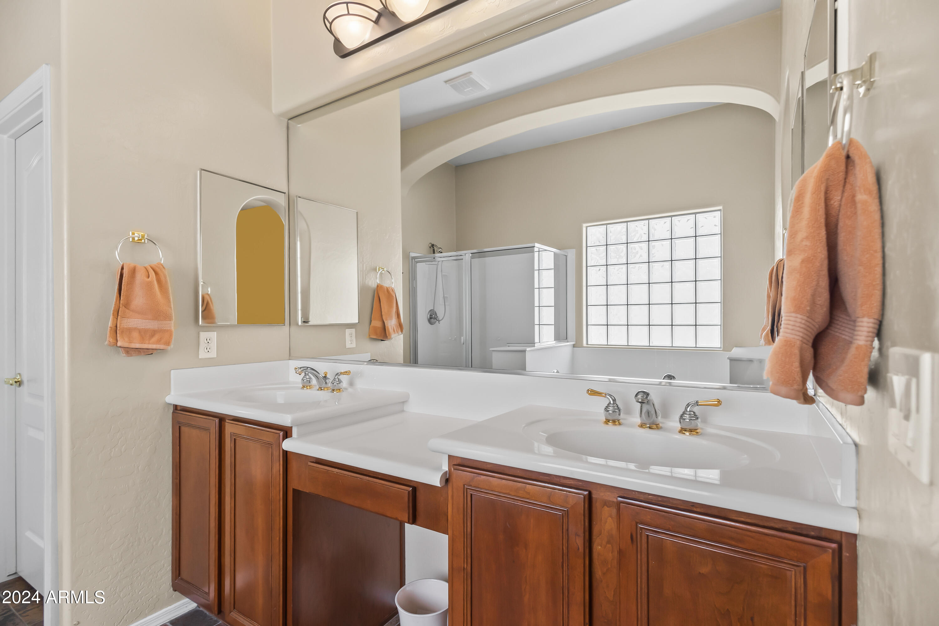 3110 W EAGLE CLAW Drive