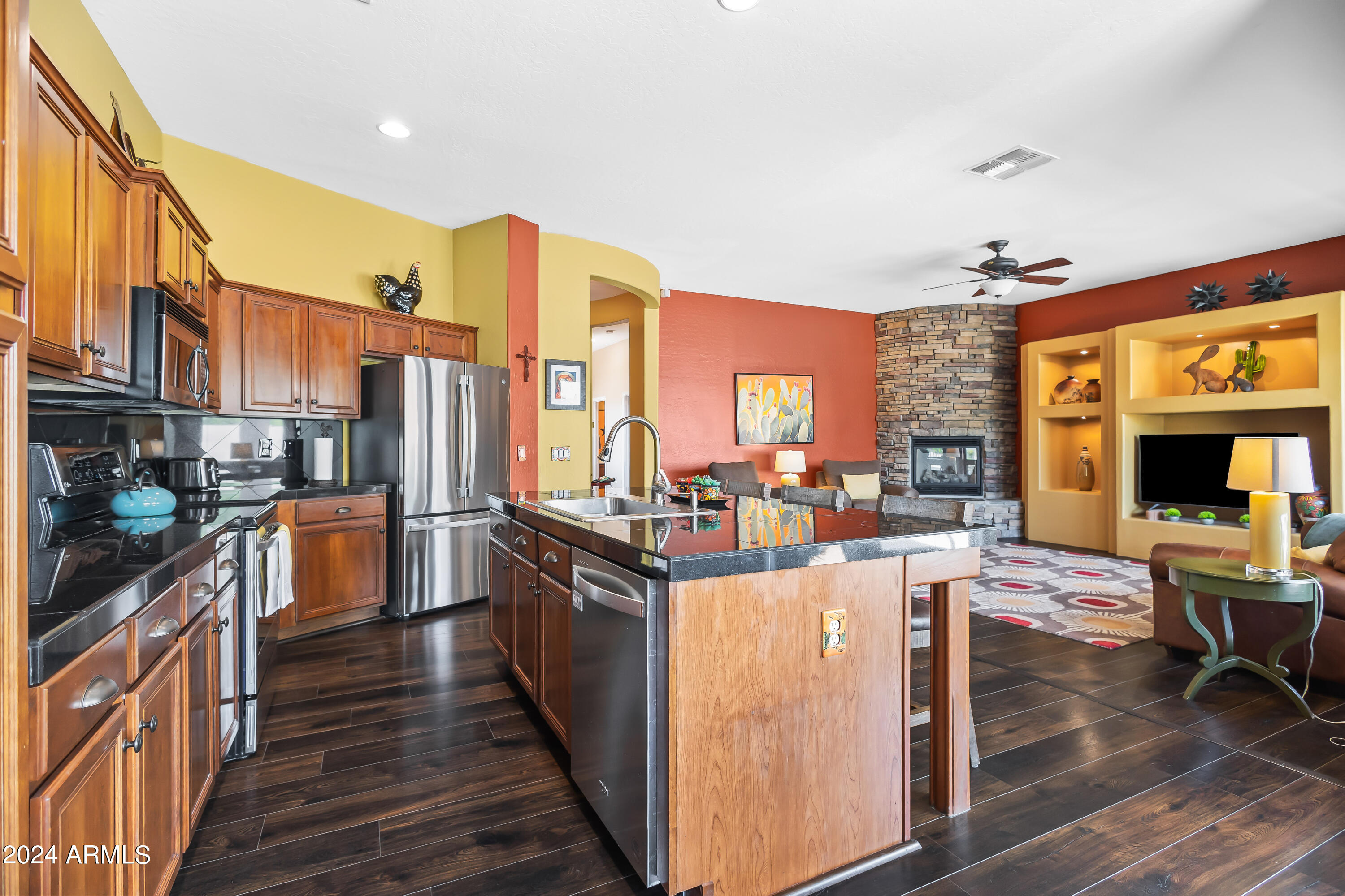 3110 W EAGLE CLAW Drive