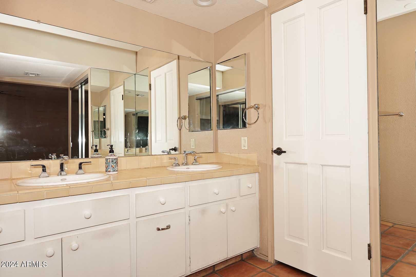 7770 E CAMELBACK Road, 5