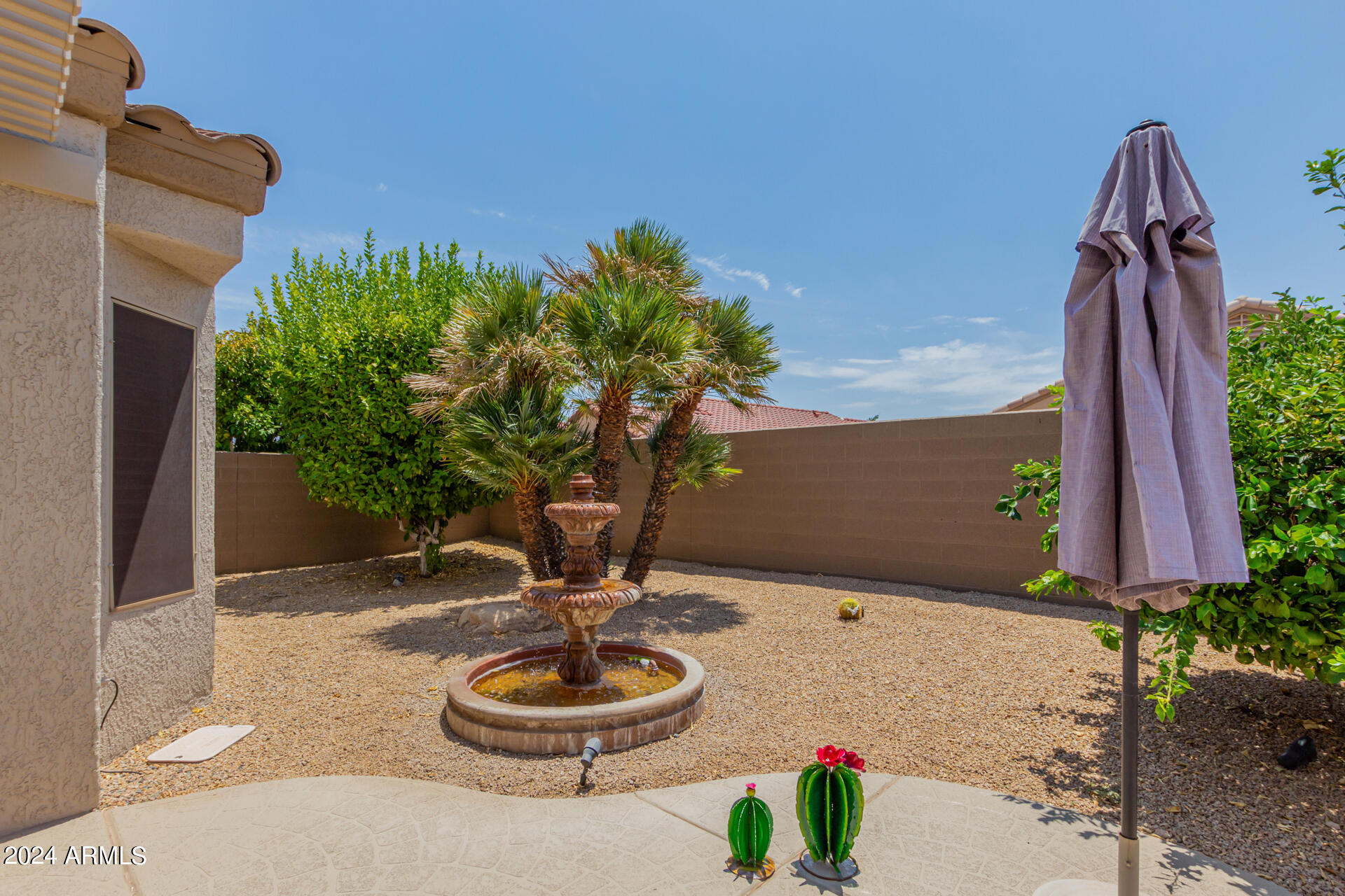 16235 W MOUNTAIN PASS Drive