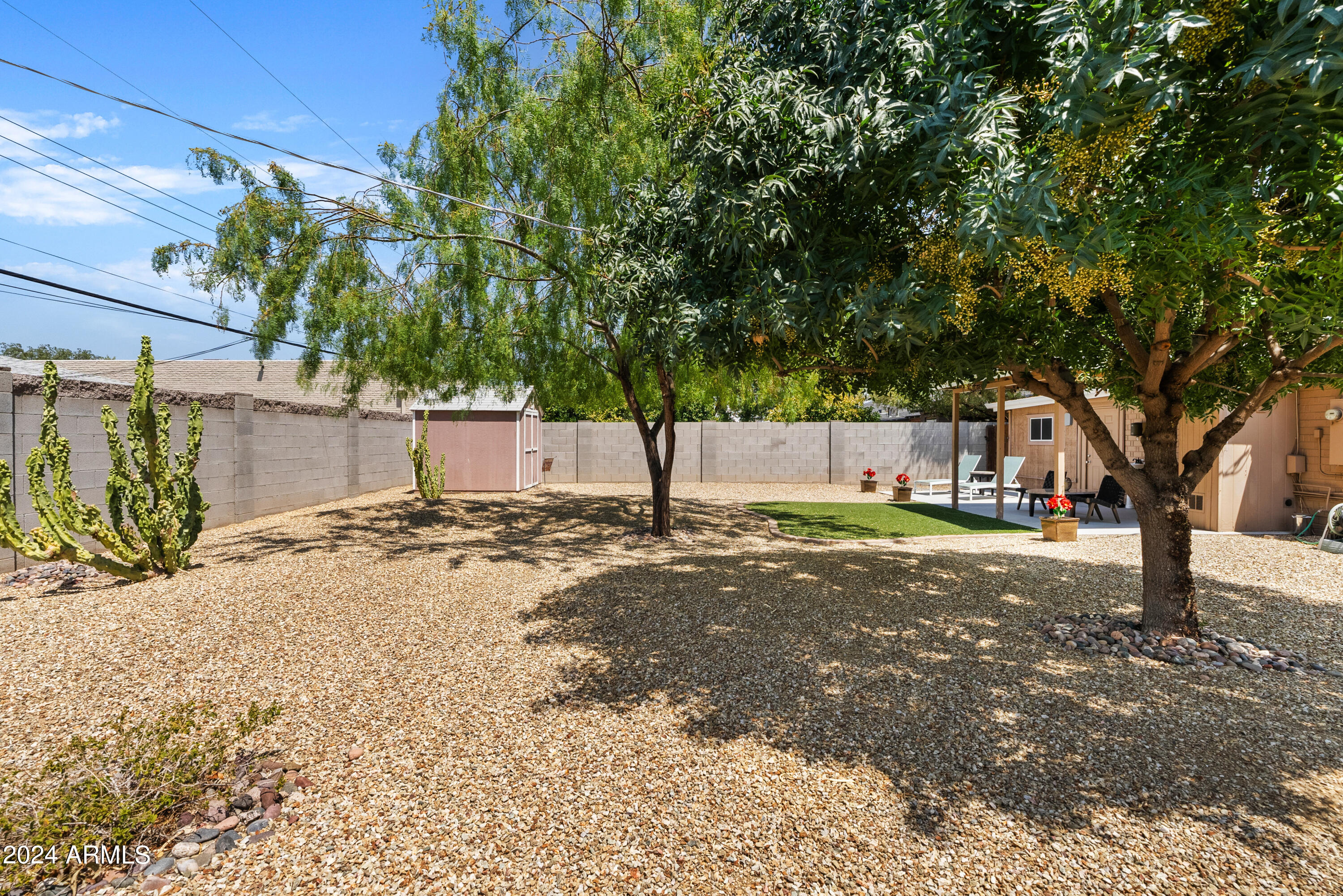 1112 E GEORGIA Avenue