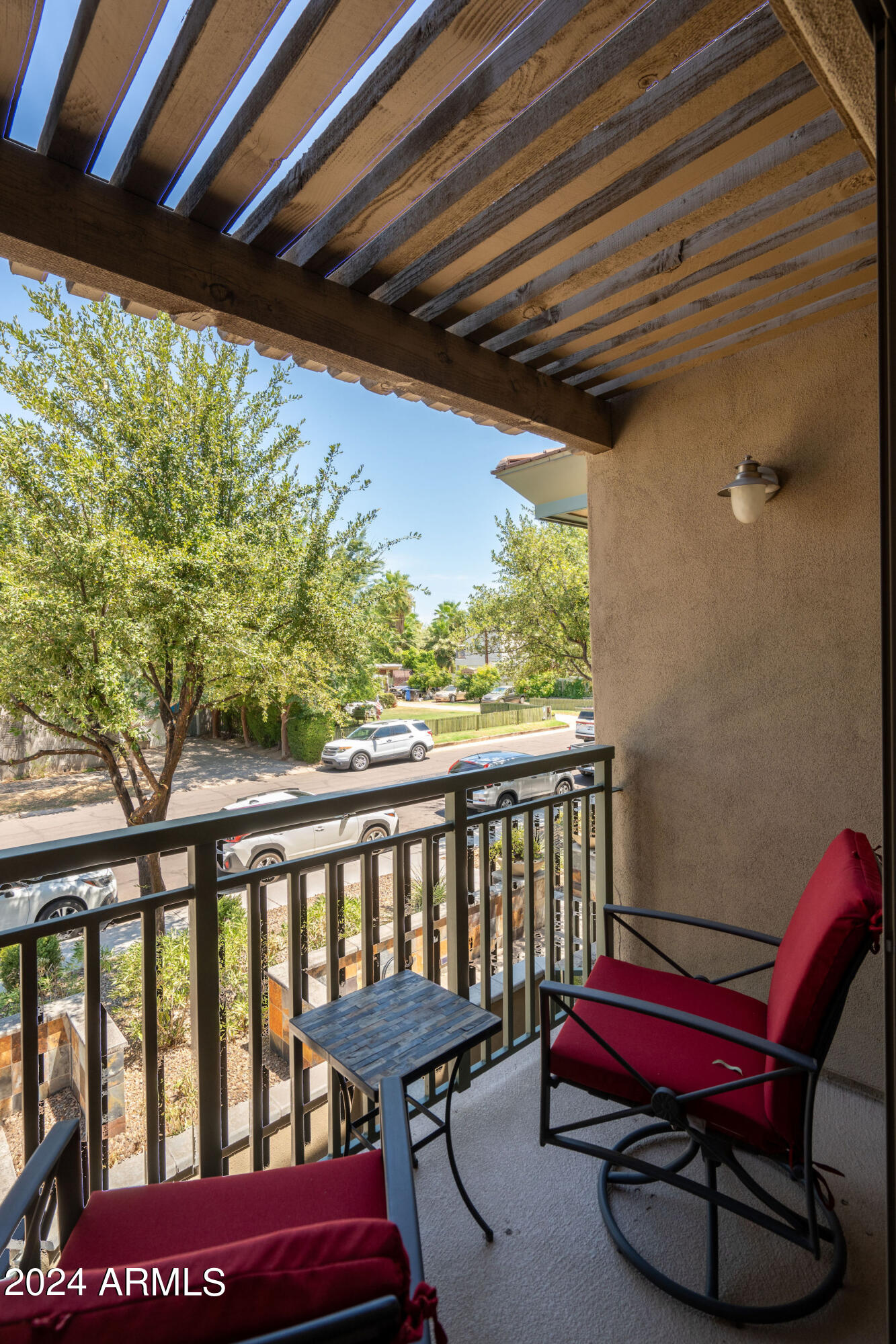 815 E ROSE Lane # 140