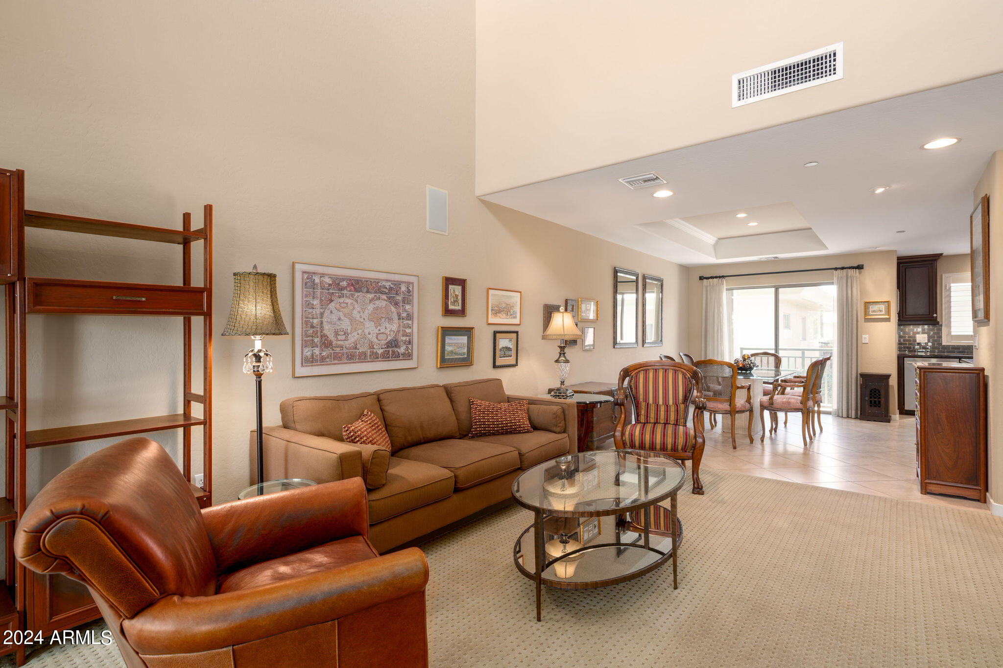 815 E ROSE Lane # 140