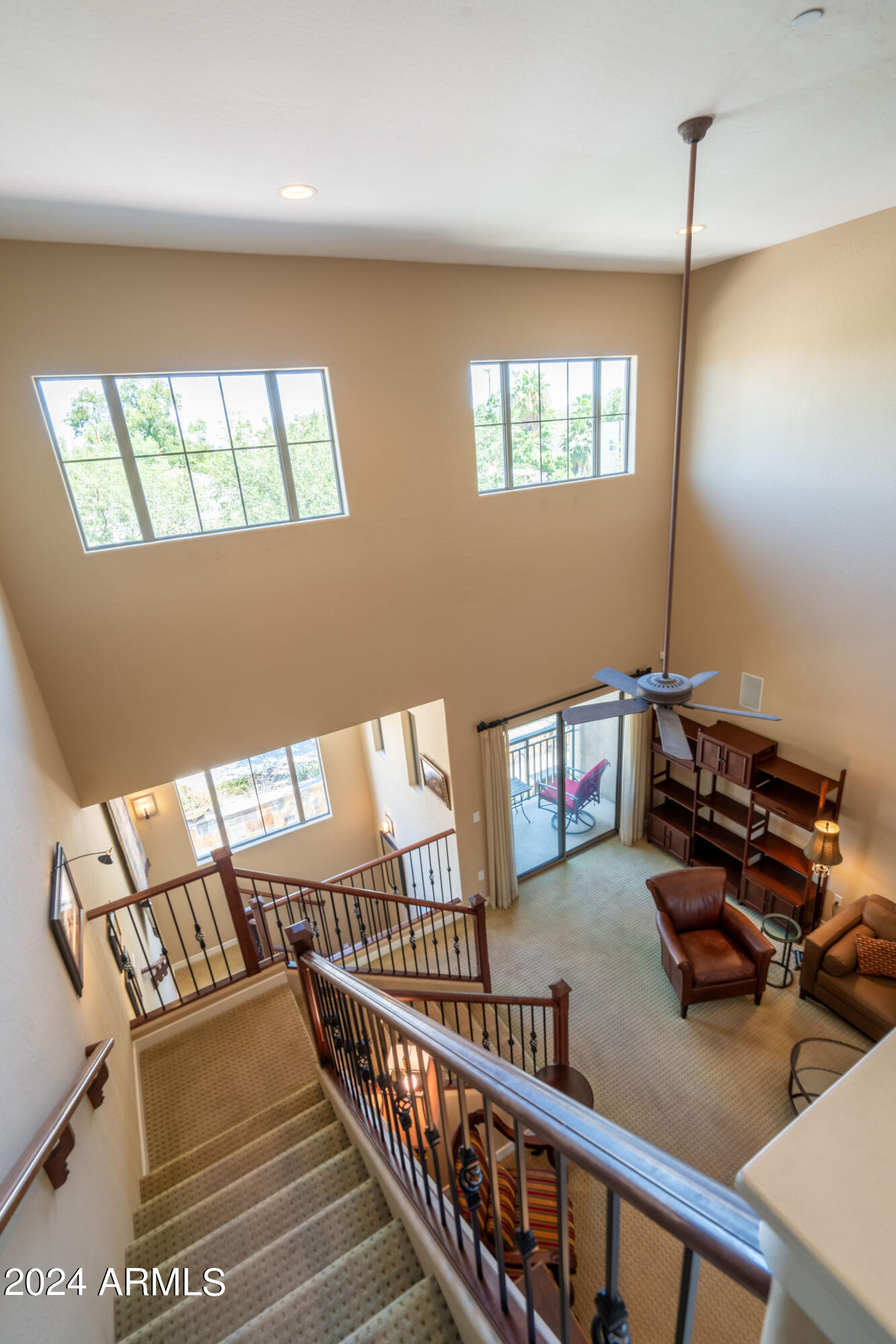 815 E ROSE Lane # 140