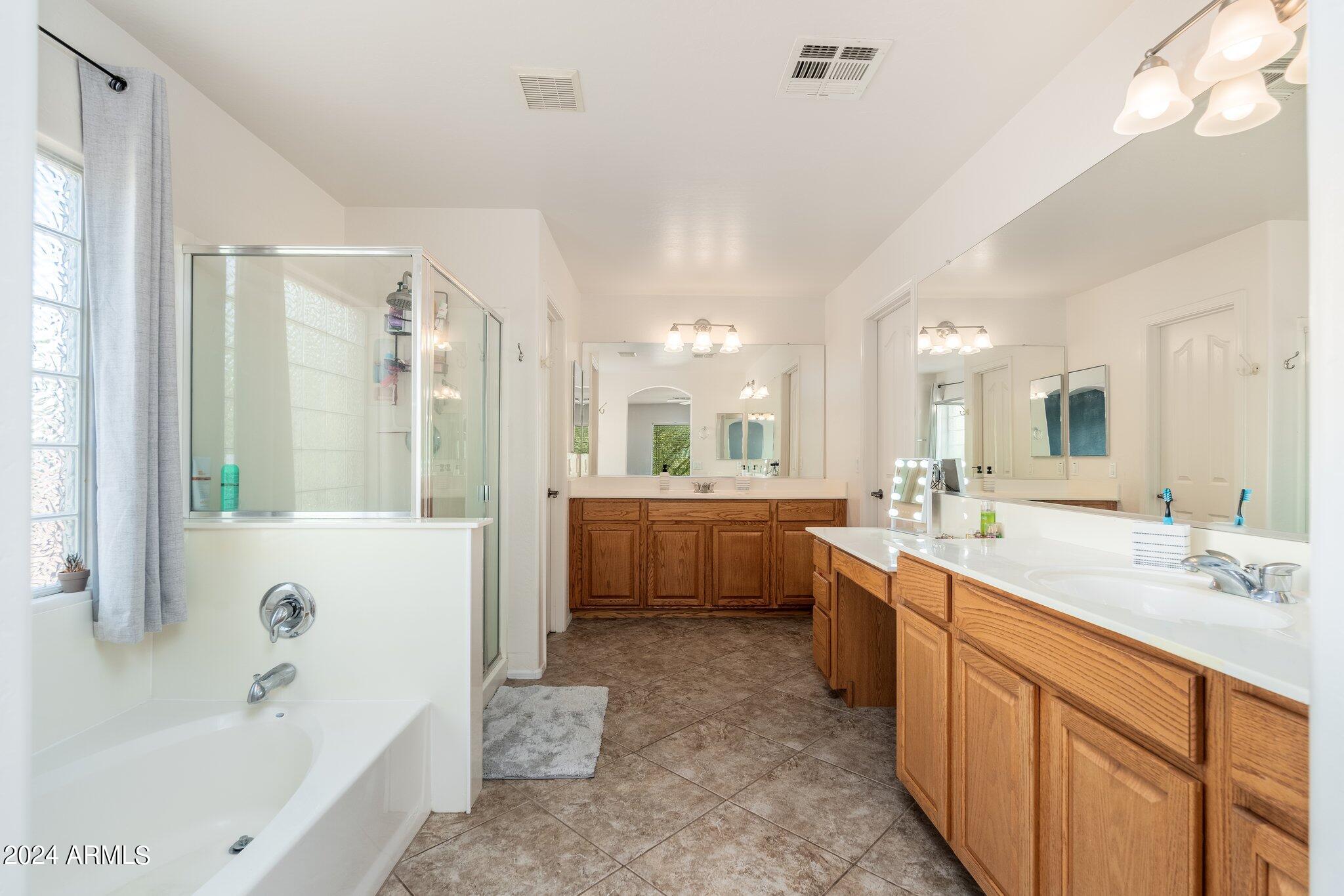 14580 W SHAW BUTTE Drive