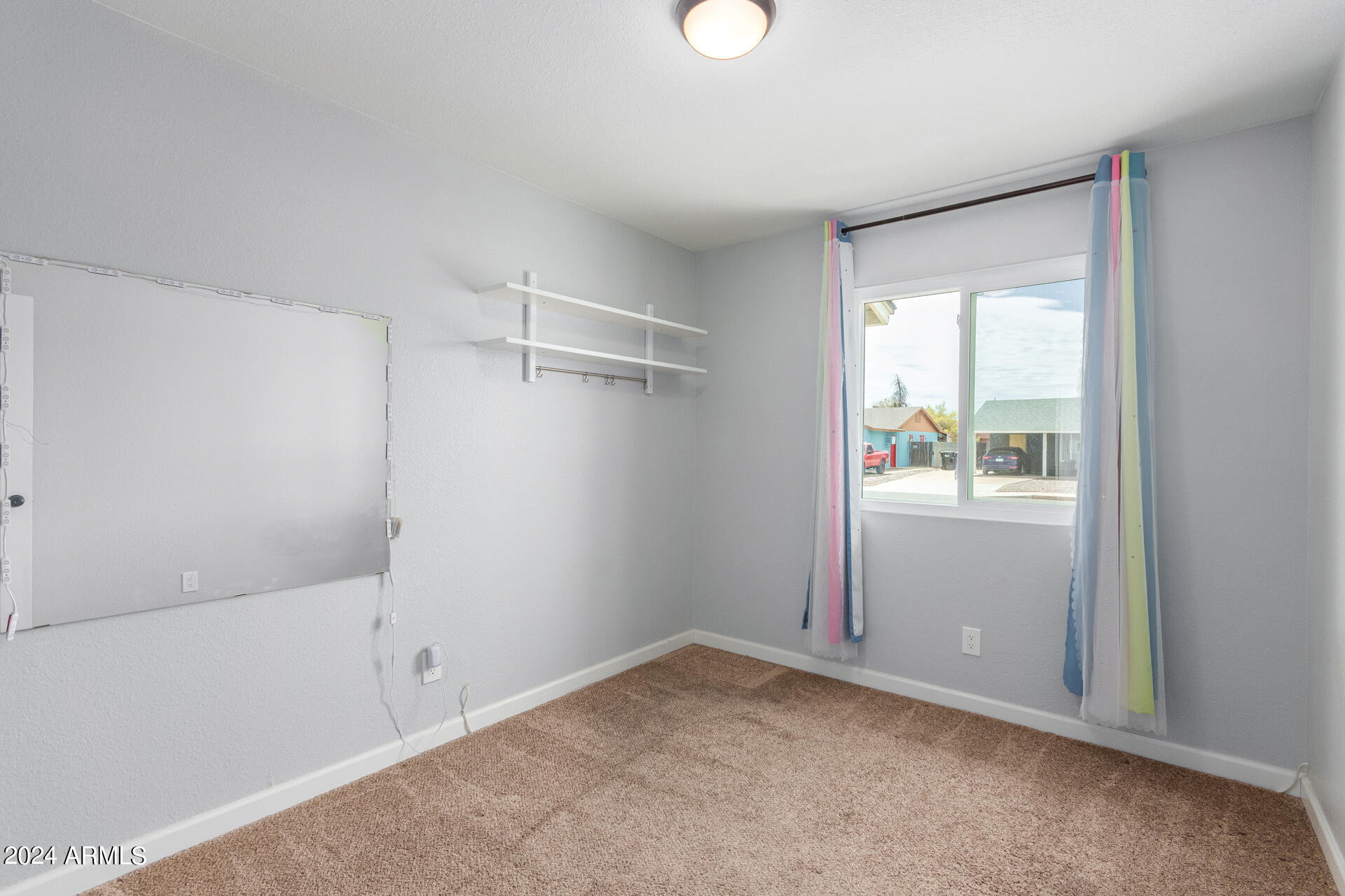 2008 W WESTERN Drive