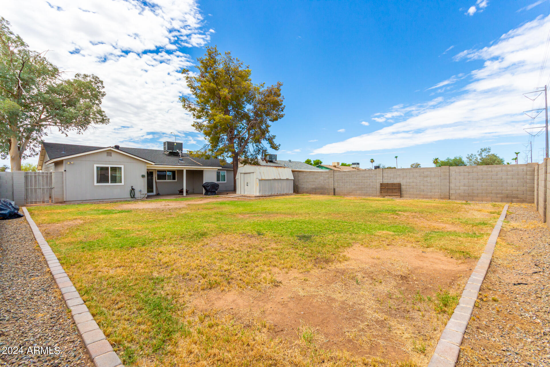 2008 W WESTERN Drive