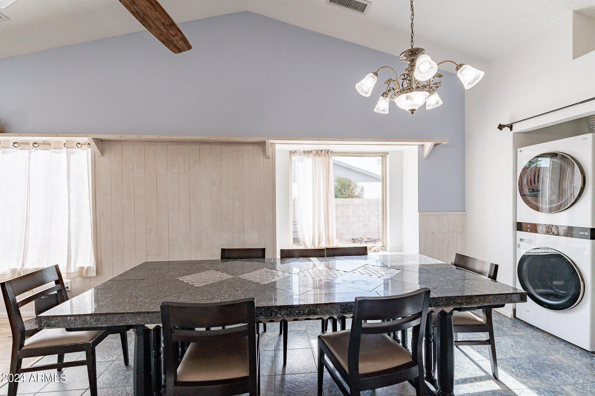 4001 W WOODRIDGE Drive