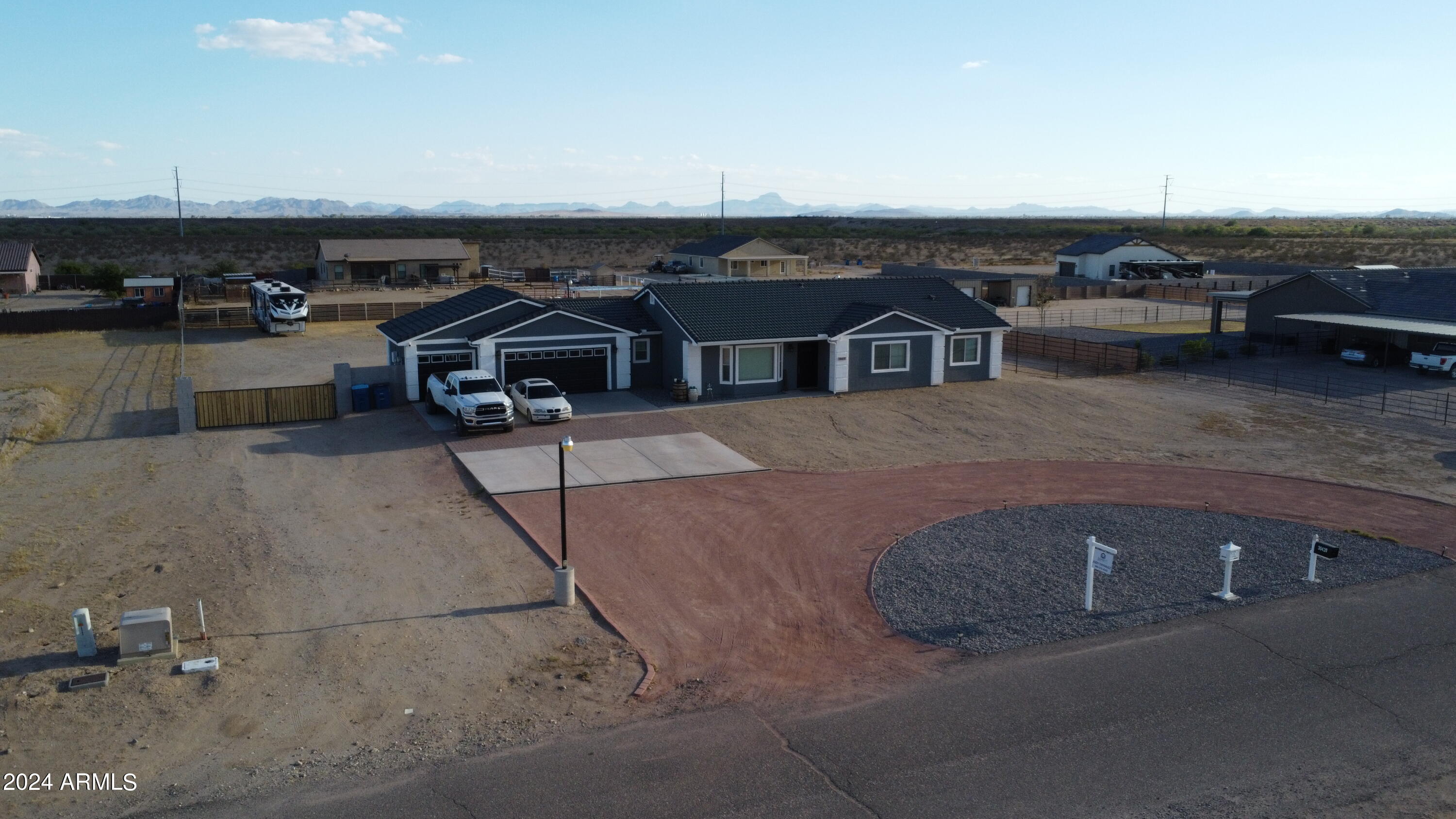 30419 W MCKINLEY Street