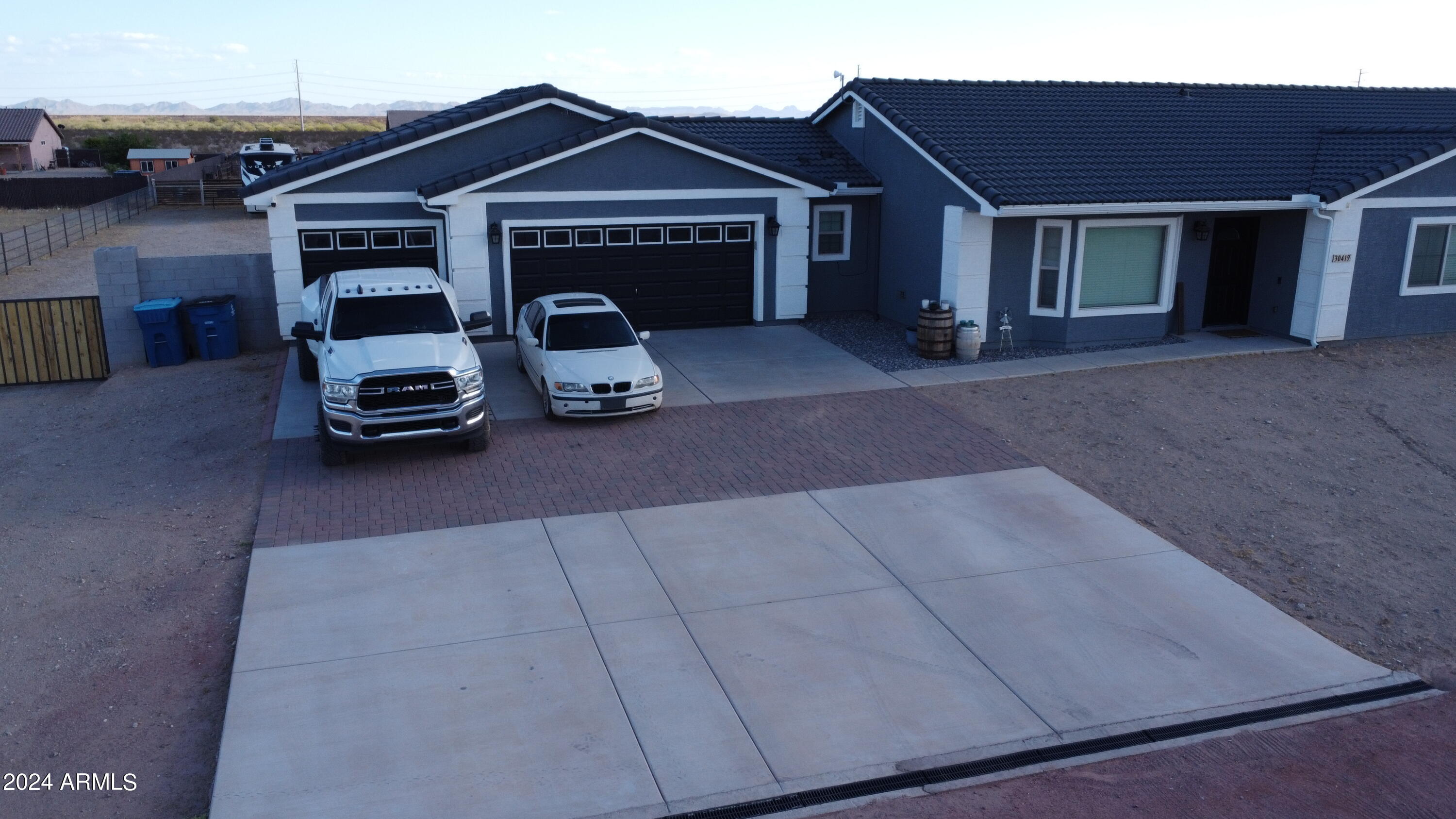 30419 W MCKINLEY Street