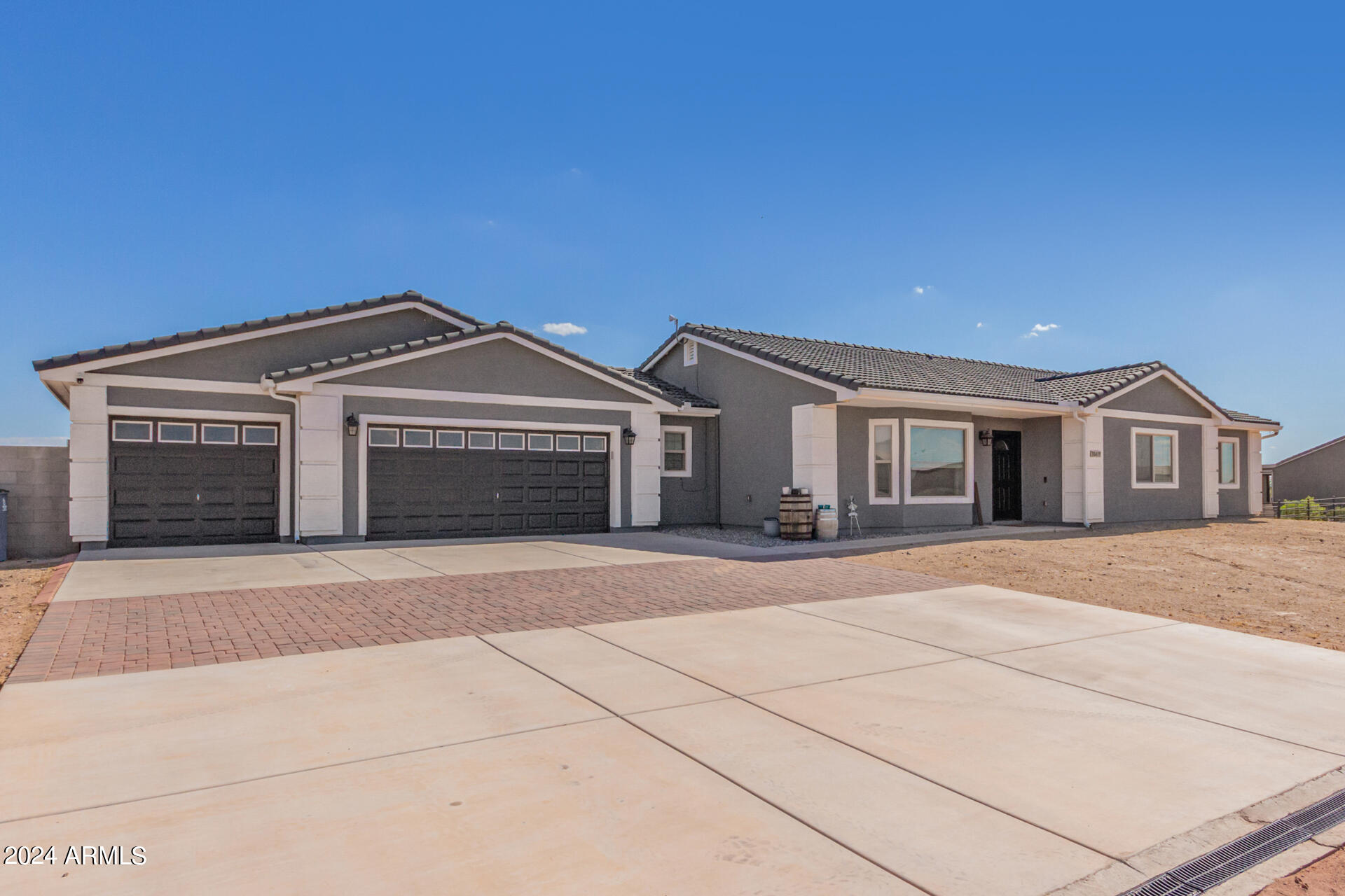 30419 W MCKINLEY Street