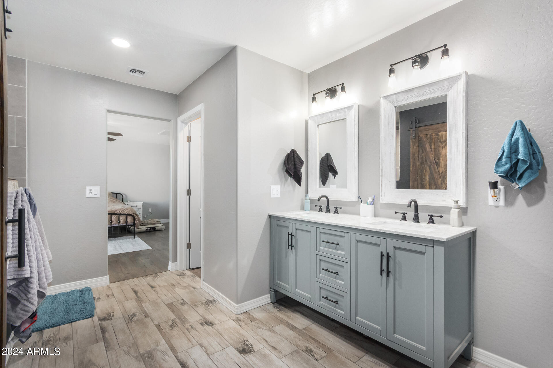 30419 W MCKINLEY Street