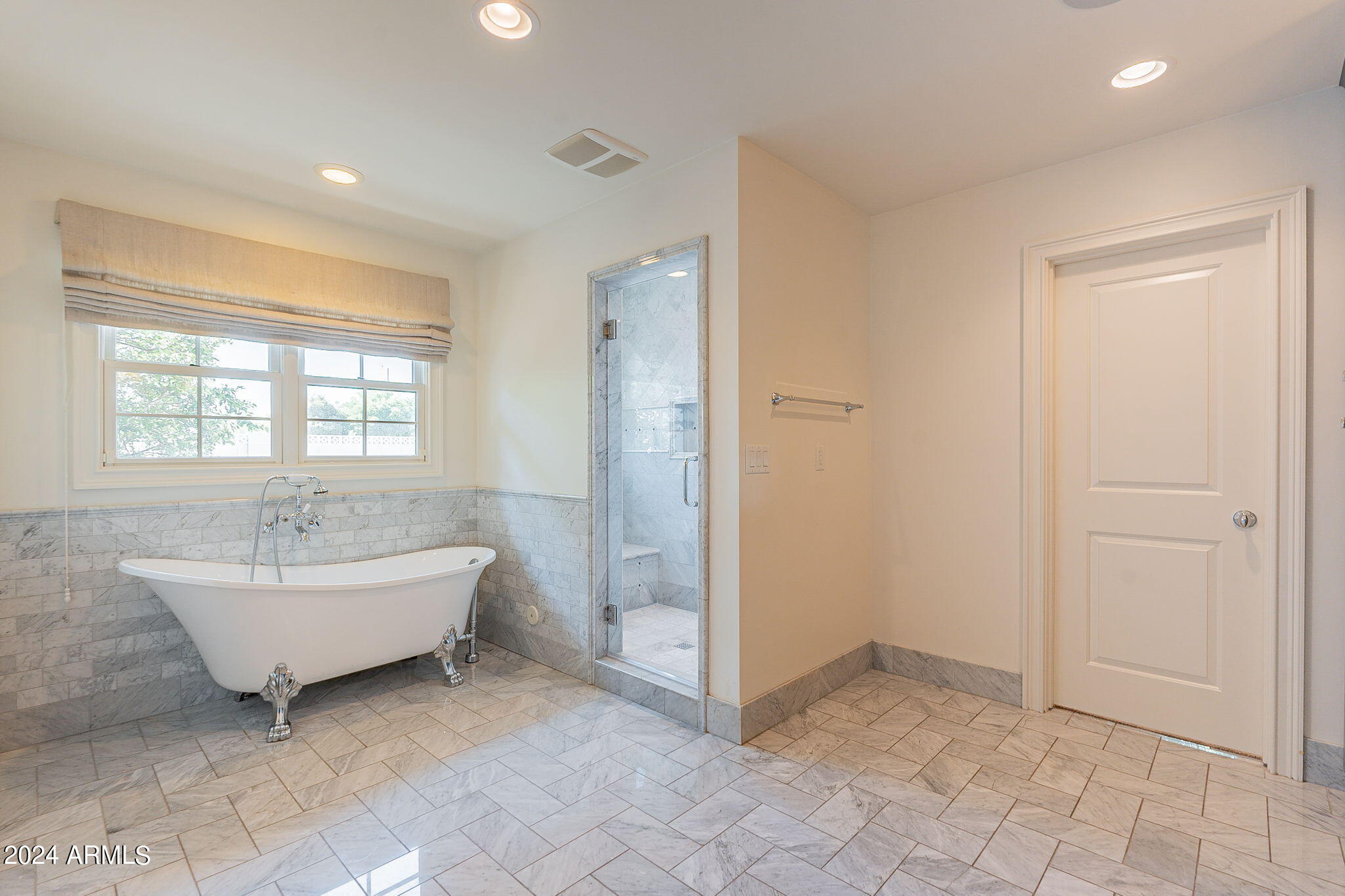 6433 E Calle Camelia --