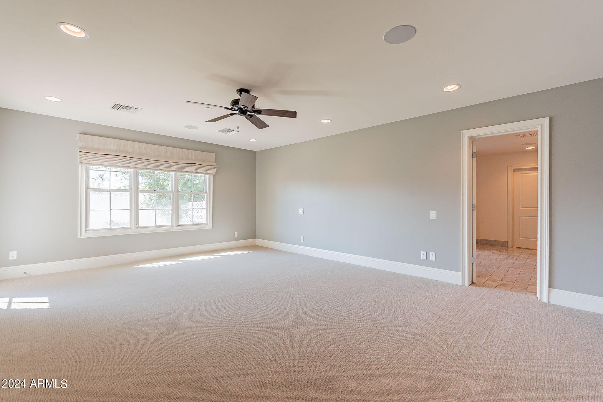 6433 E Calle Camelia --