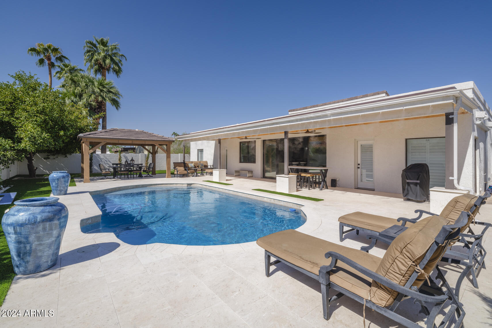 8281 E SAN SALVADOR Drive