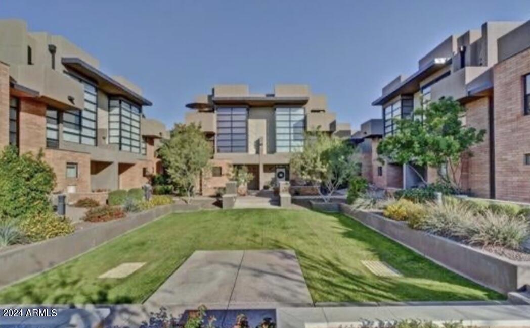 1300 W 5TH Street # 1006