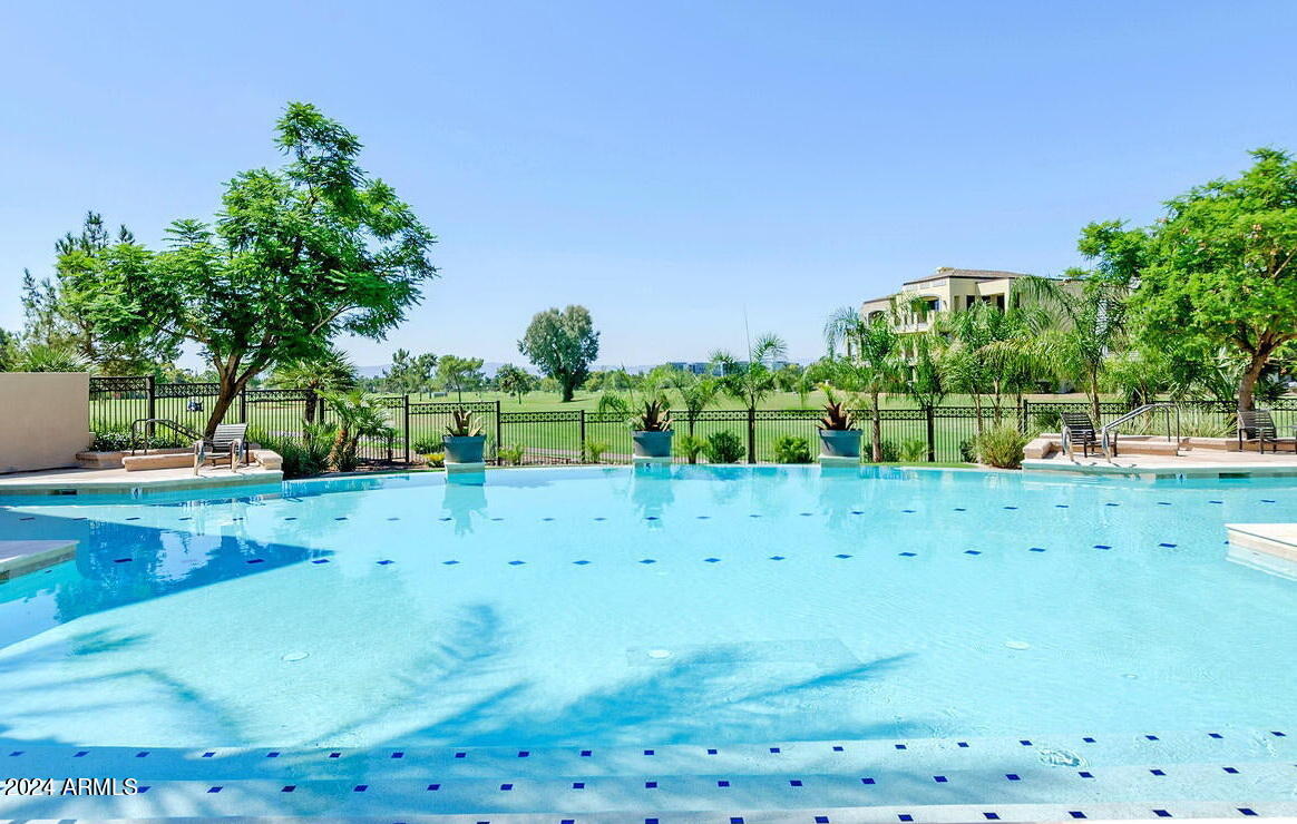 8 Biltmore Estates Drive, 124