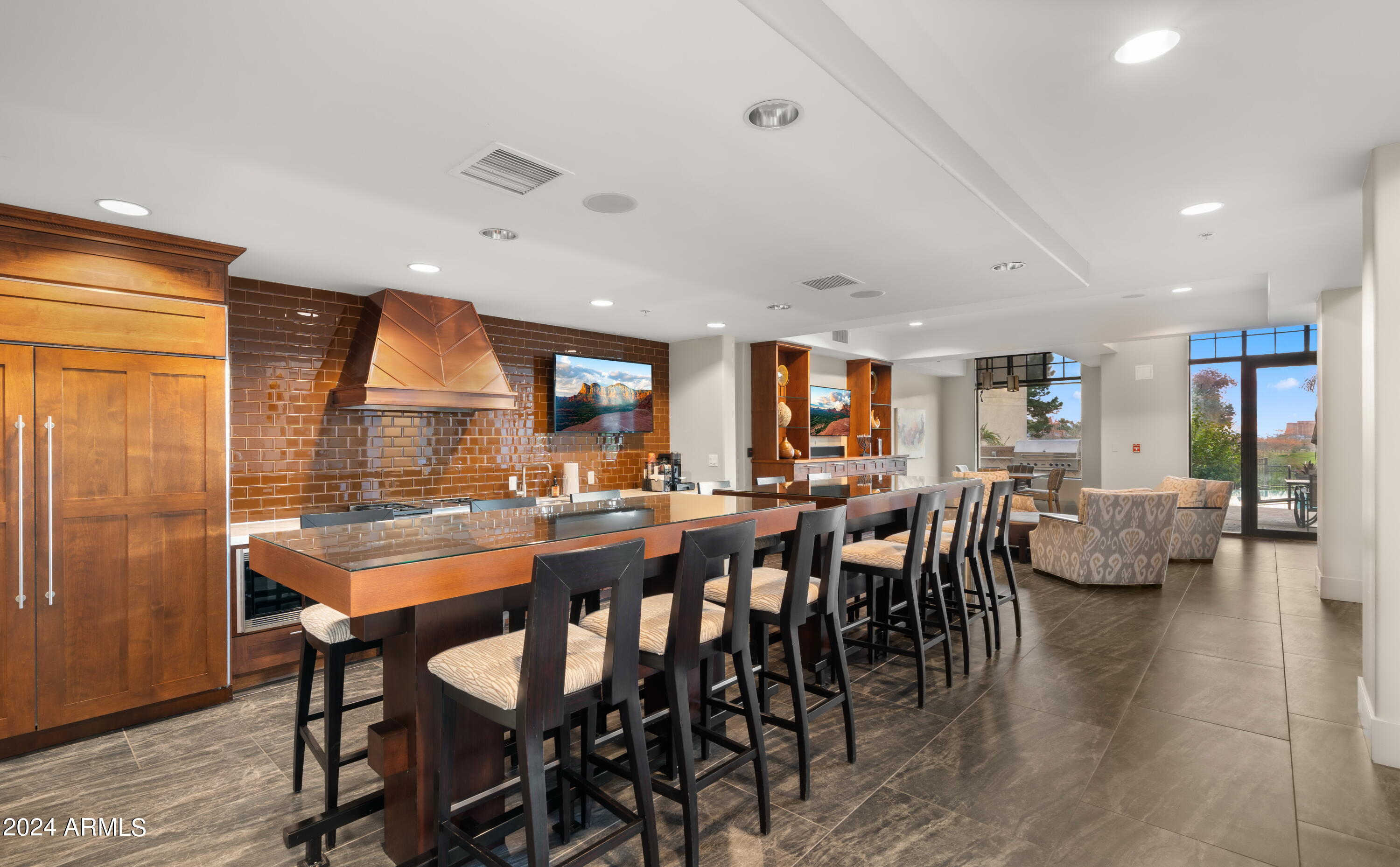 8 Biltmore Estates Drive, 124