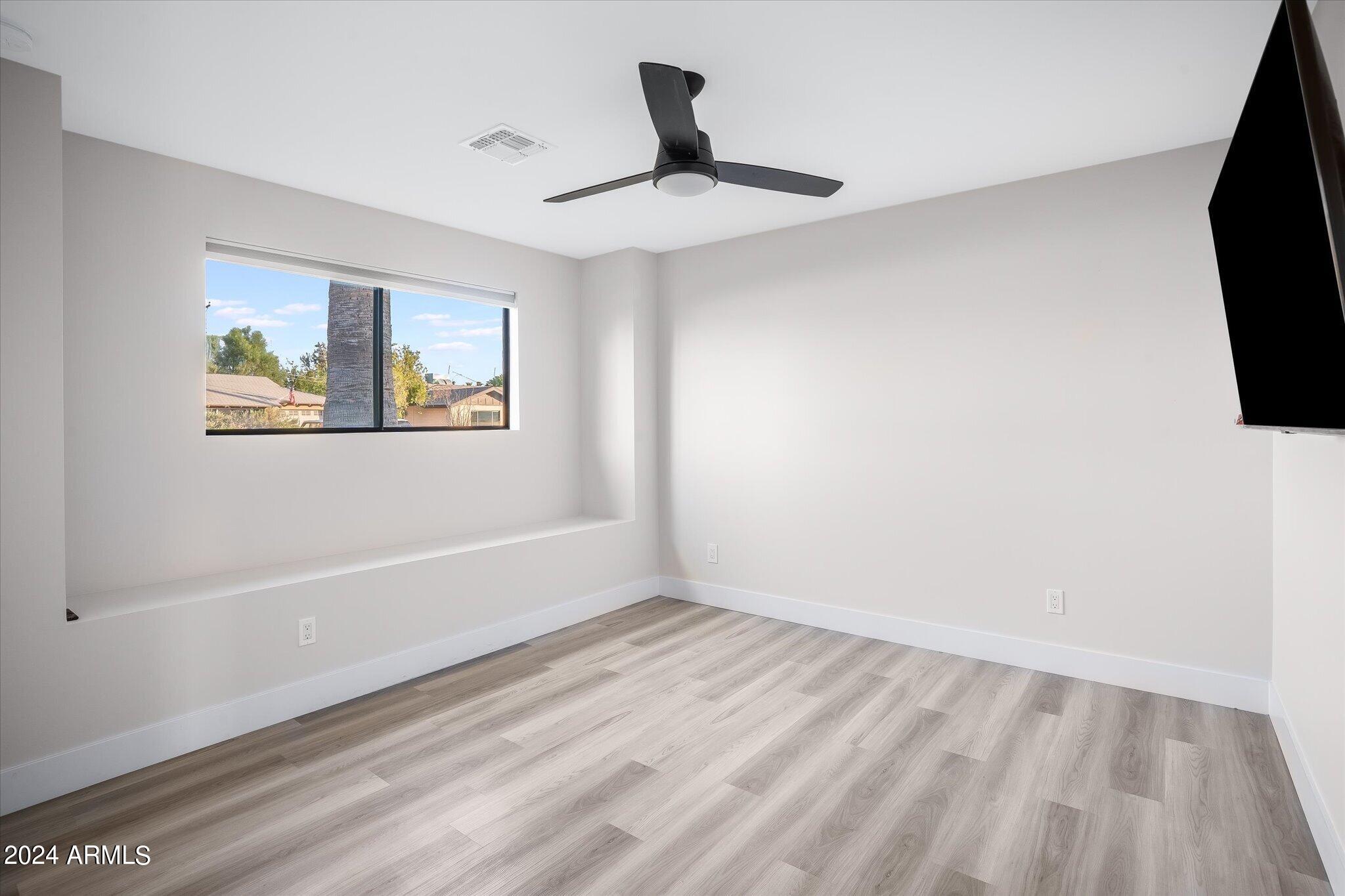 8714 E RANCHO VISTA Drive