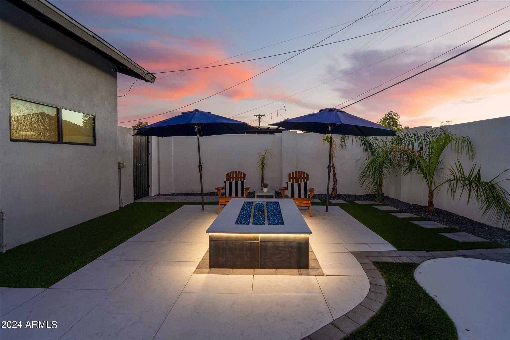 8714 E RANCHO VISTA Drive