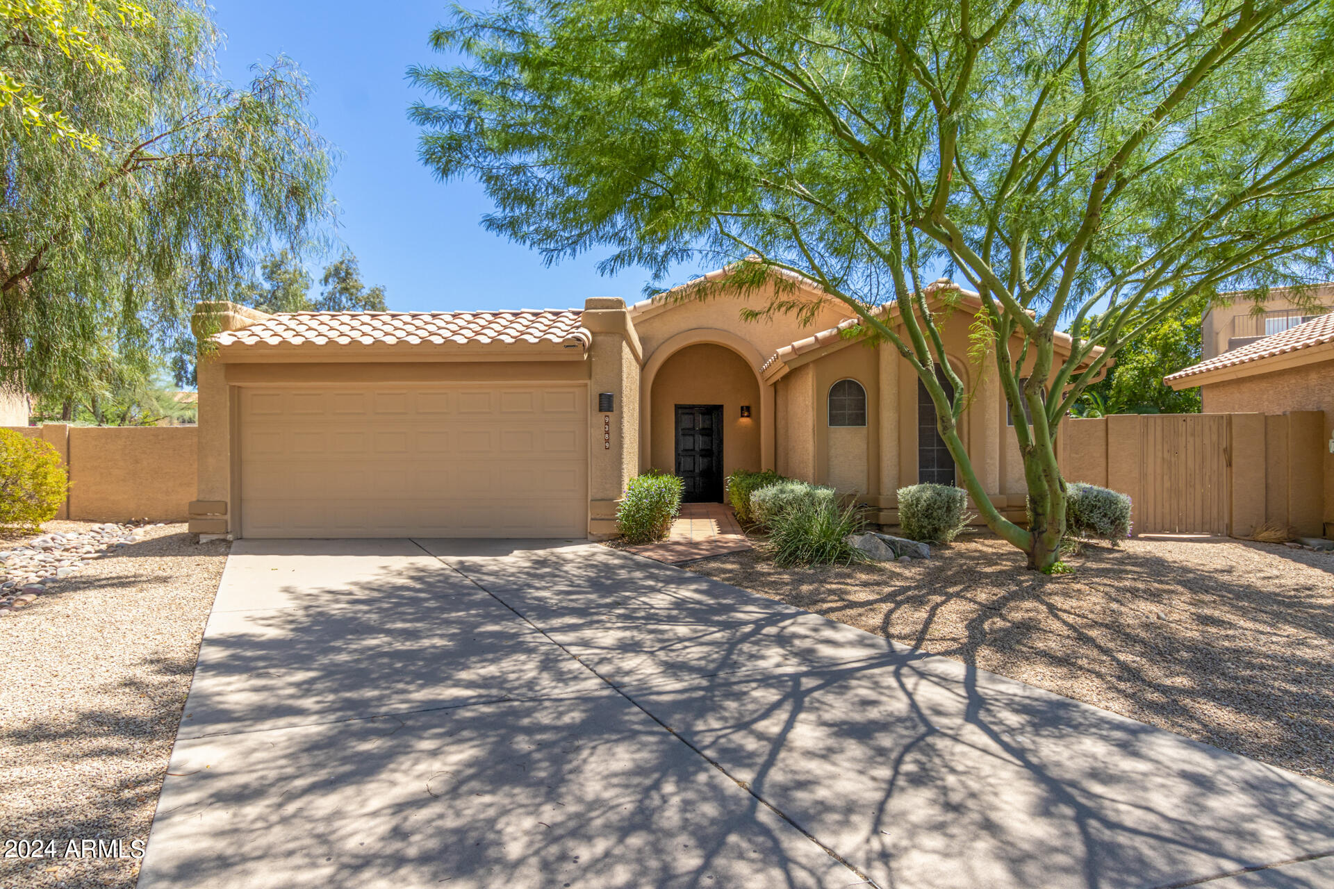 9389 E CORRINE Drive