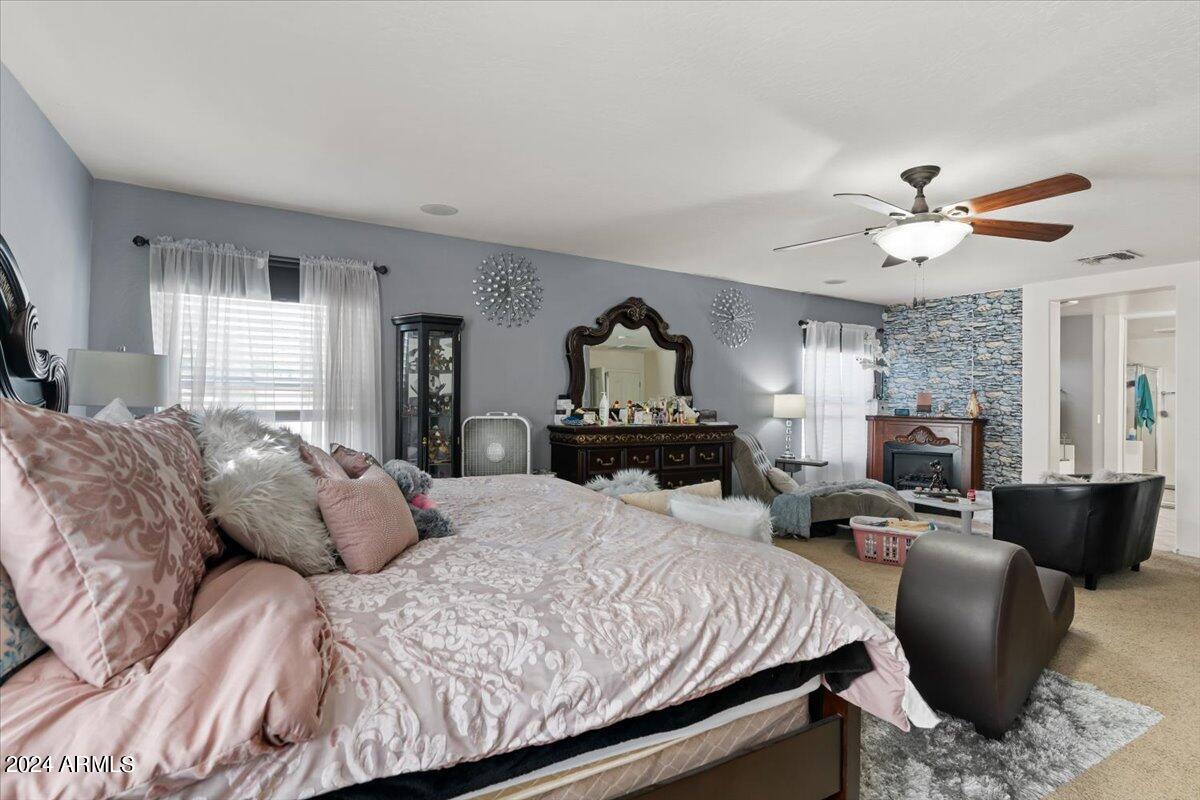 3406 E SUPERIOR Road