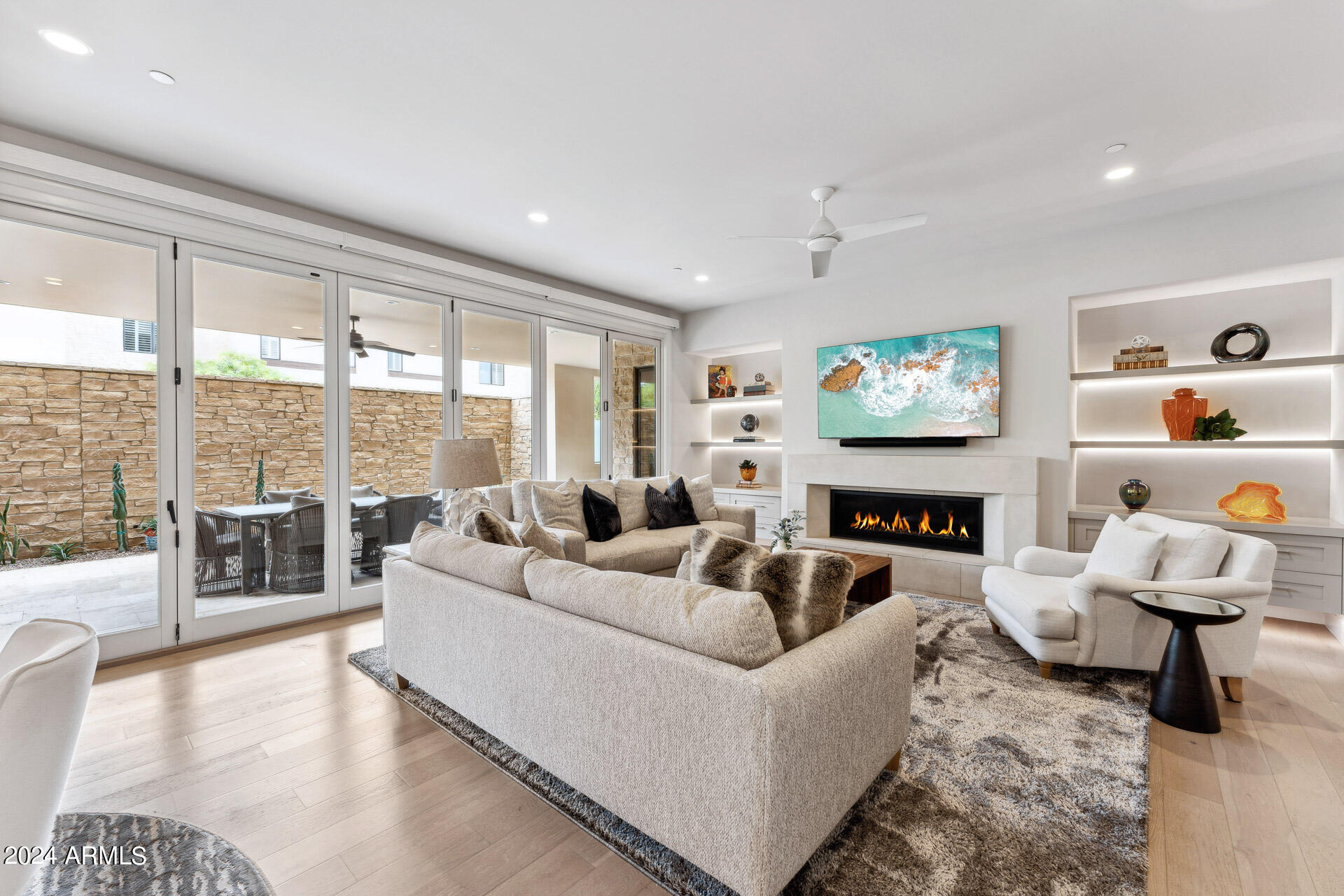 5587 E EDWARD Lane