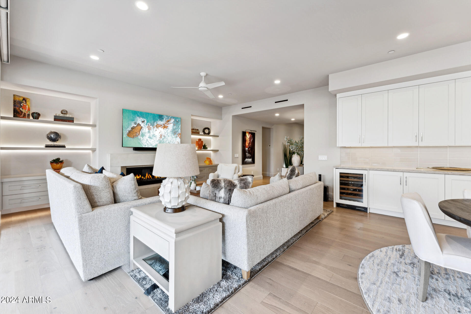 5587 E EDWARD Lane