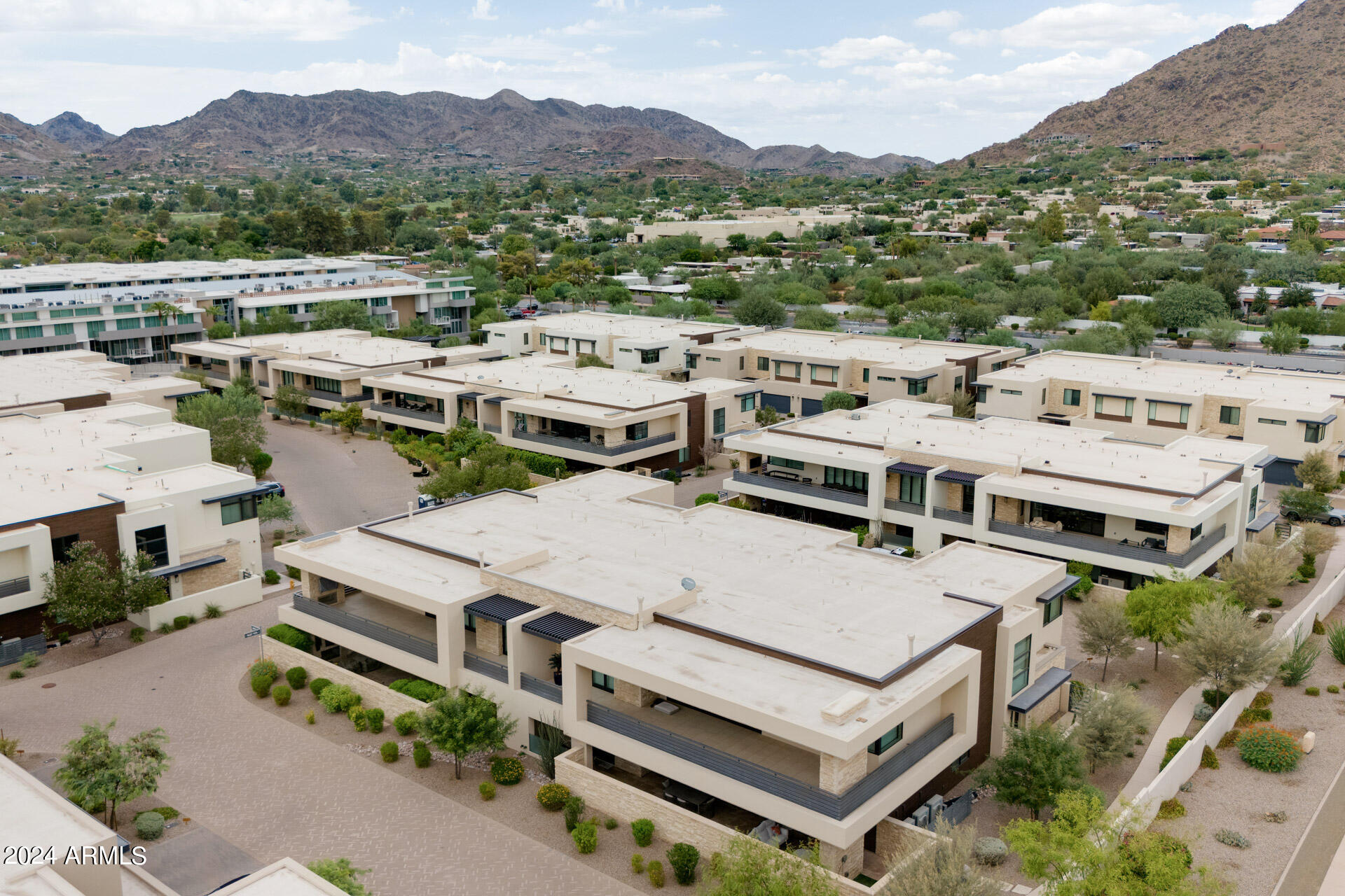 5587 E EDWARD Lane
