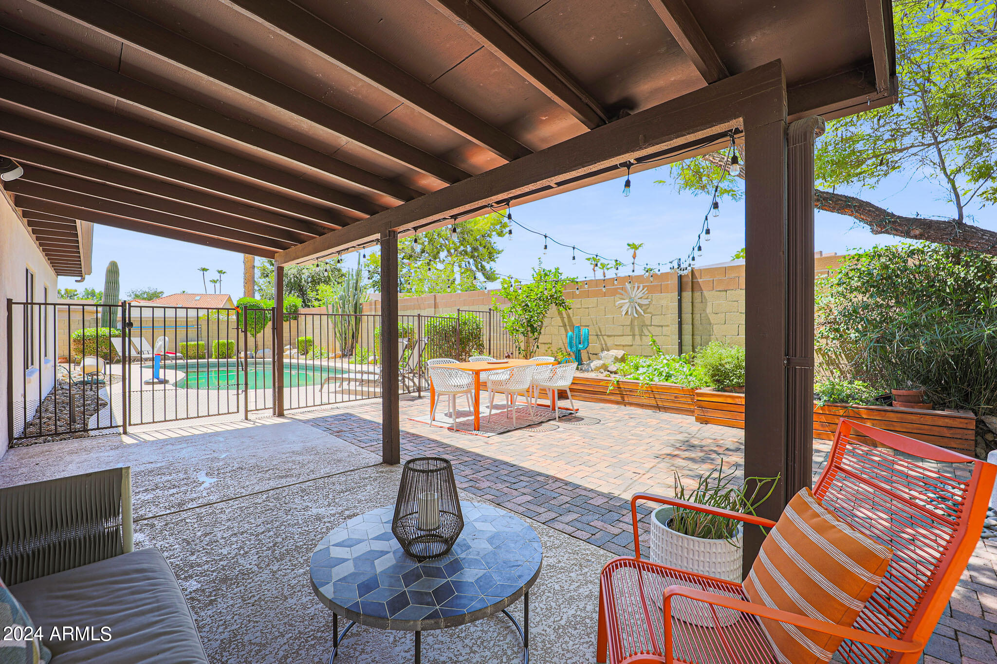 8526 E SAN JACINTO Drive