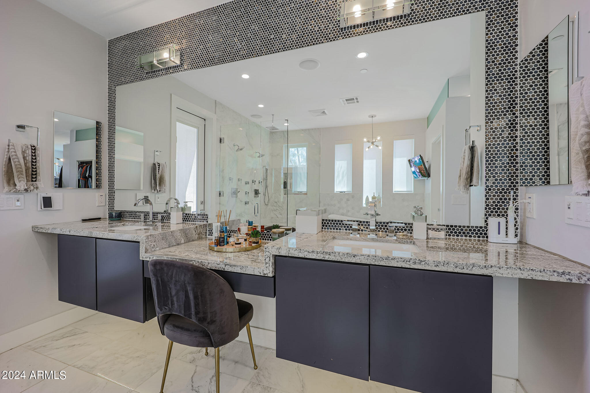 8526 E SAN JACINTO Drive