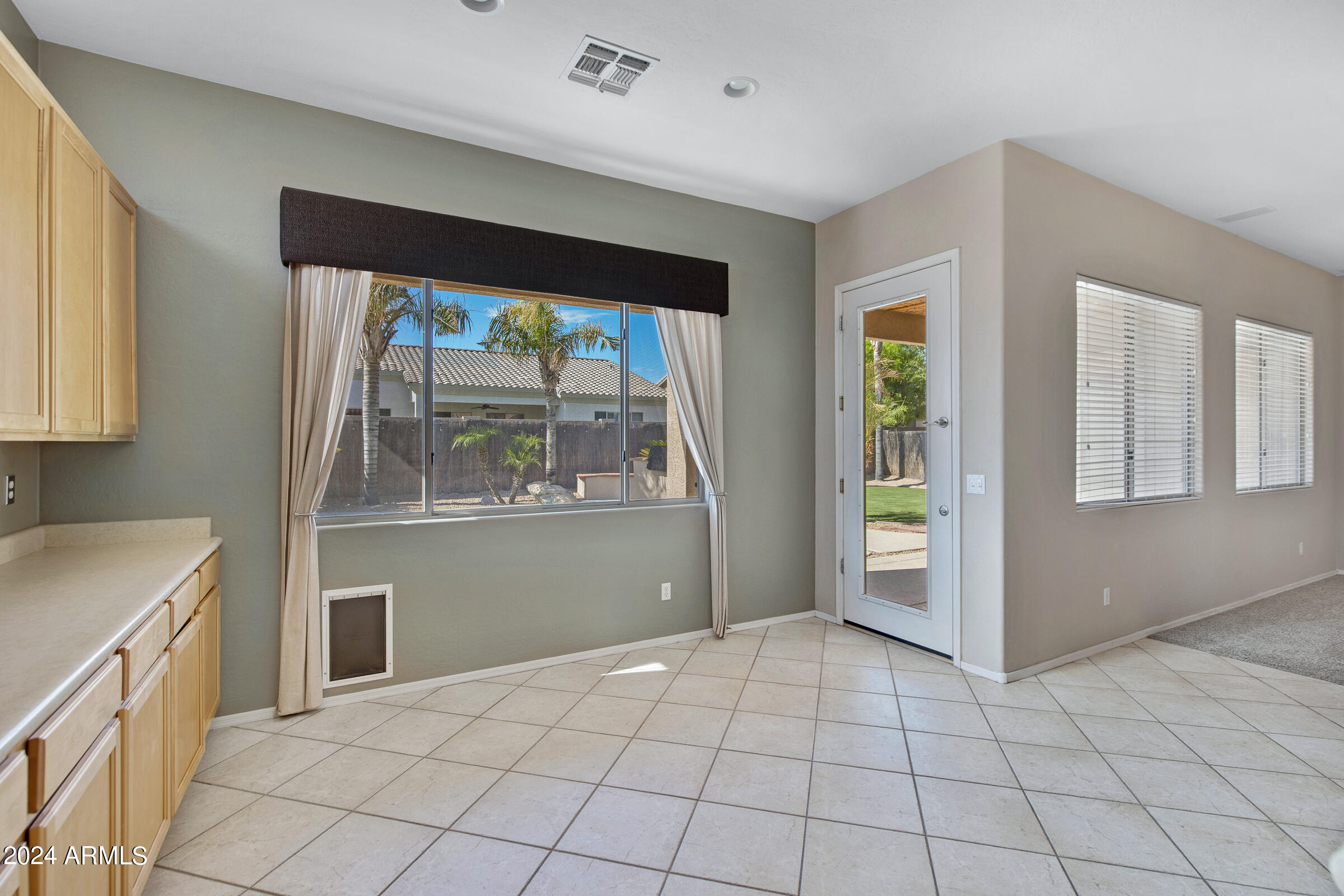 2109 E Winchester Way