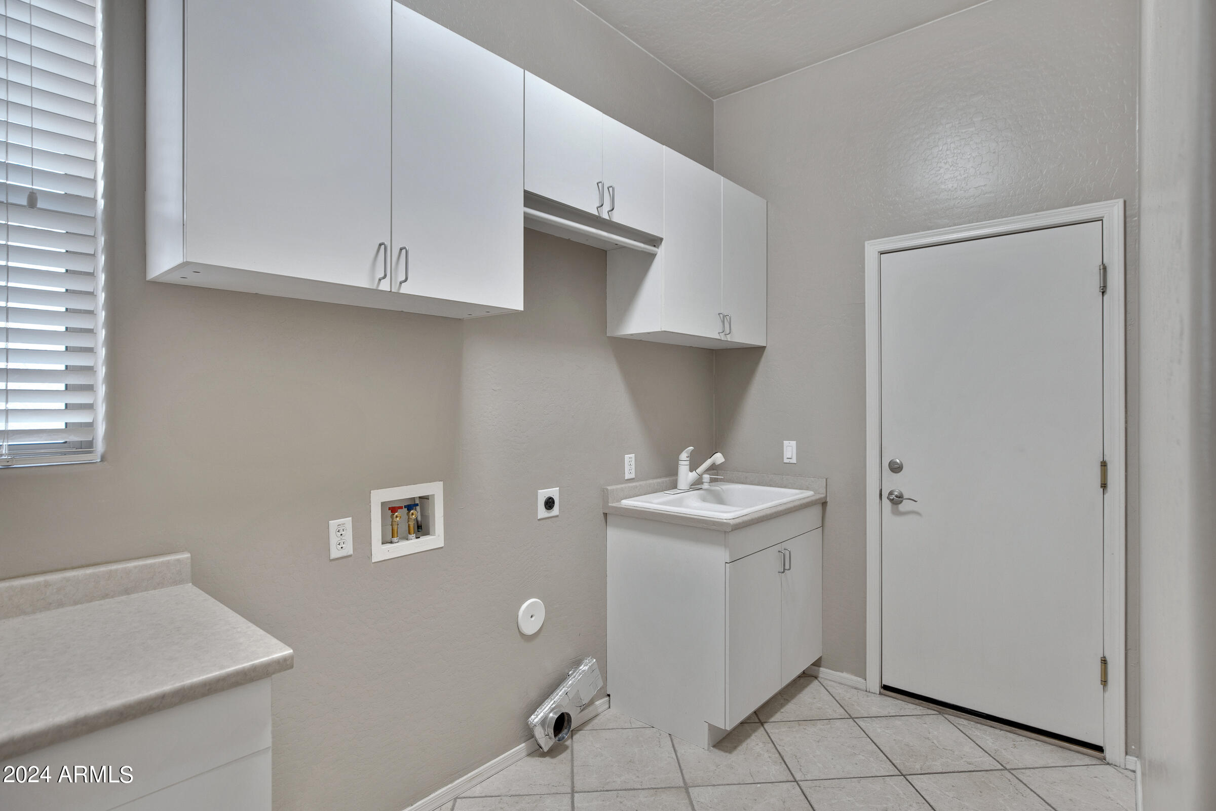 2109 E Winchester Way