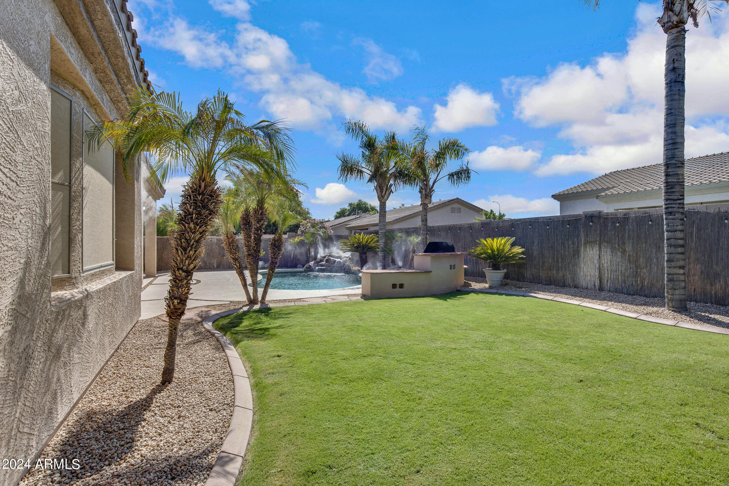 2109 E Winchester Way