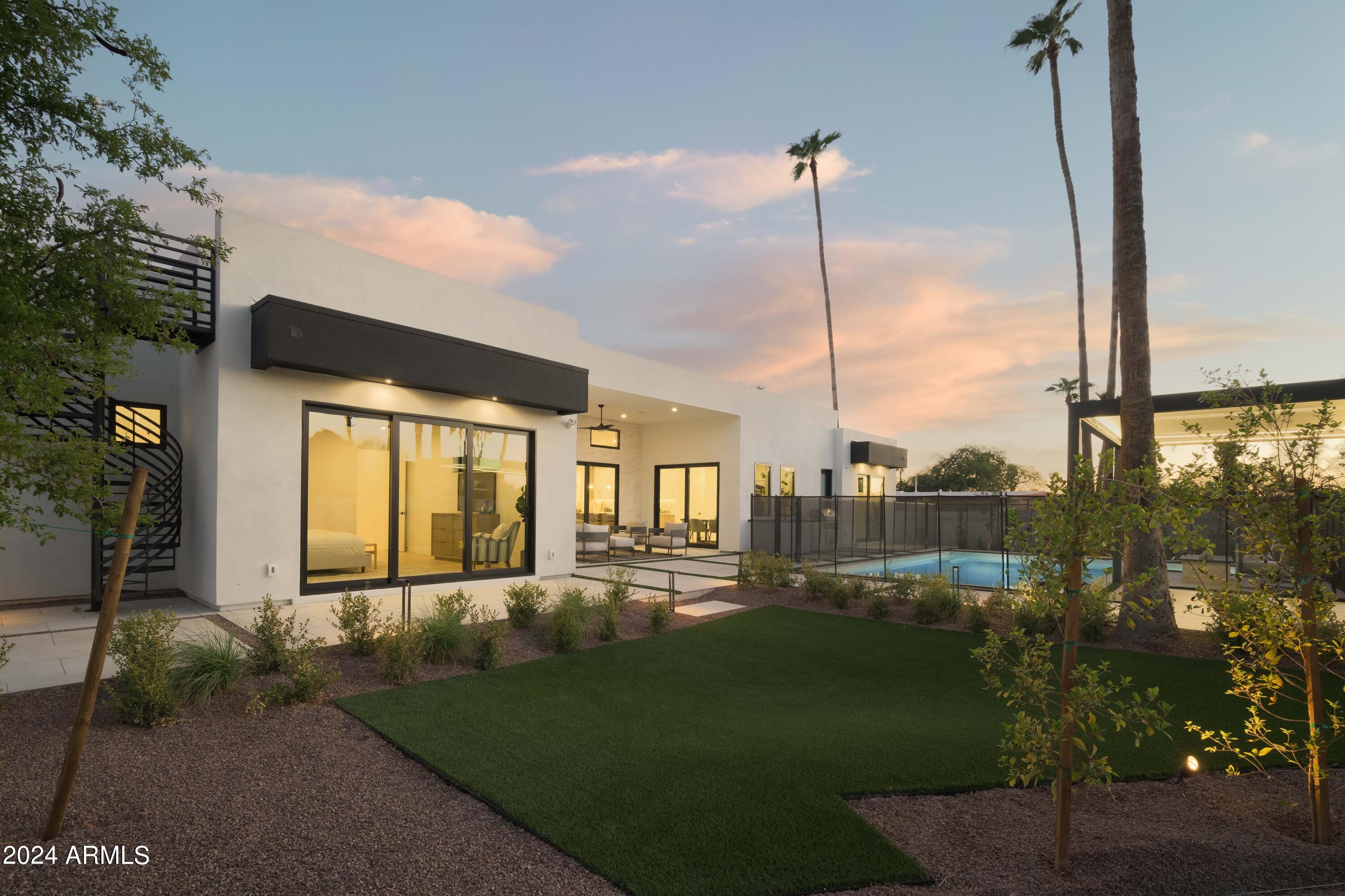 4106 E SAN MIGUEL Avenue