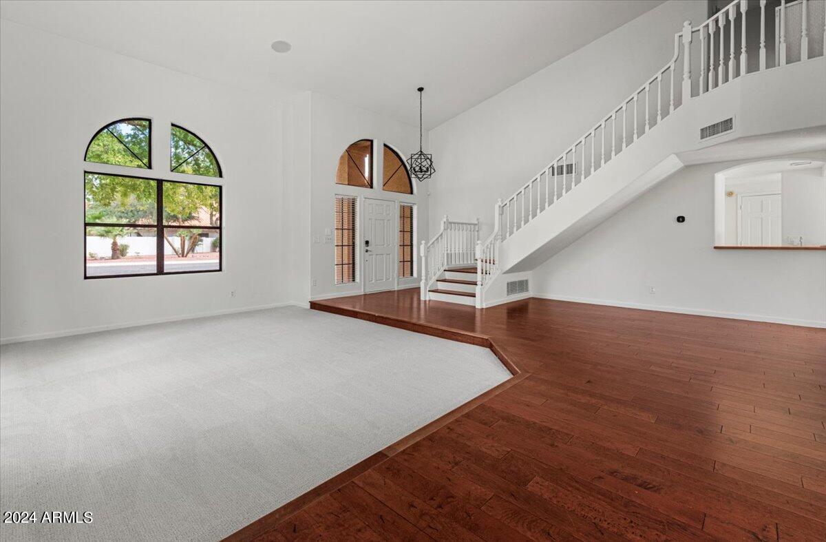 305 E VERA Lane