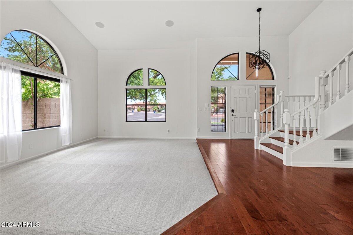 305 E VERA Lane