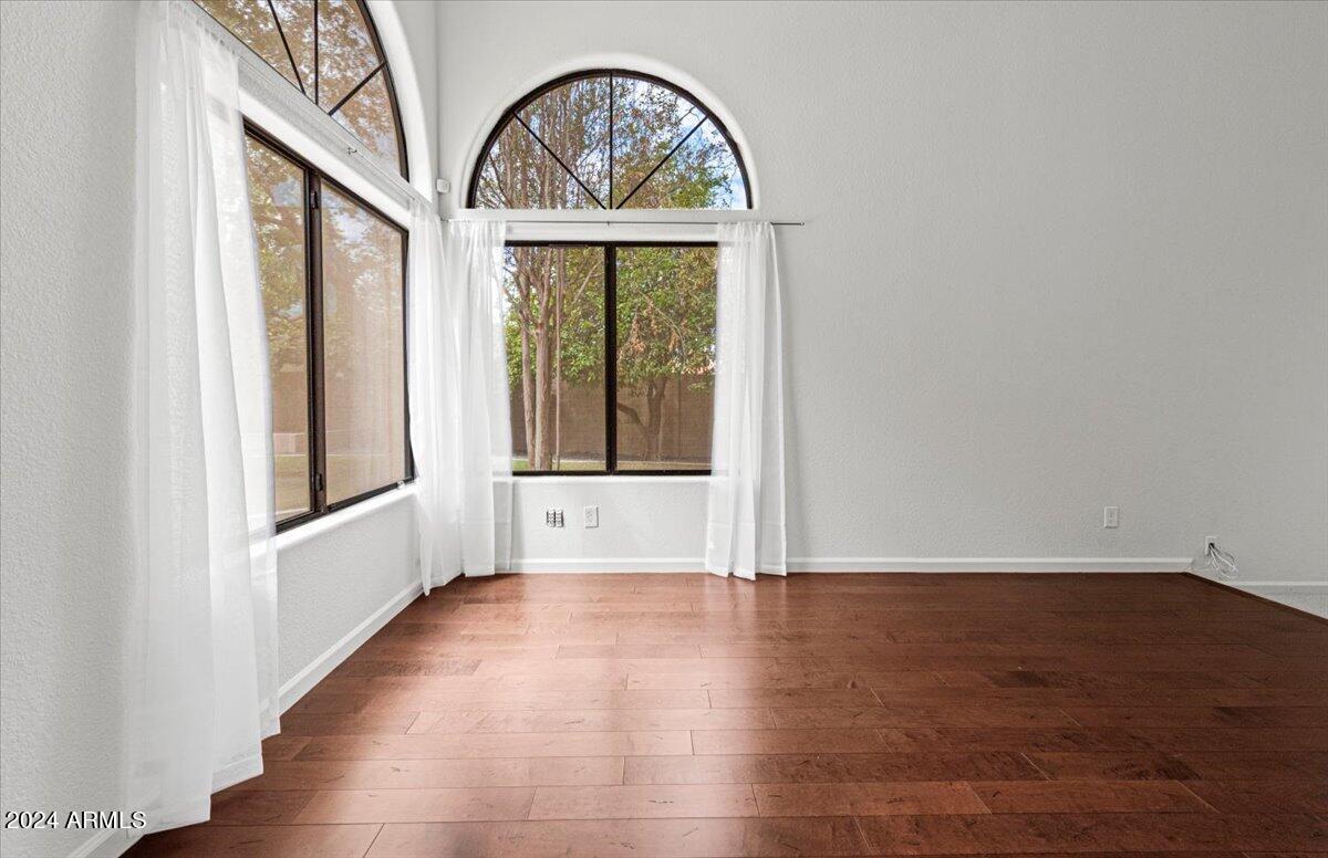 305 E VERA Lane