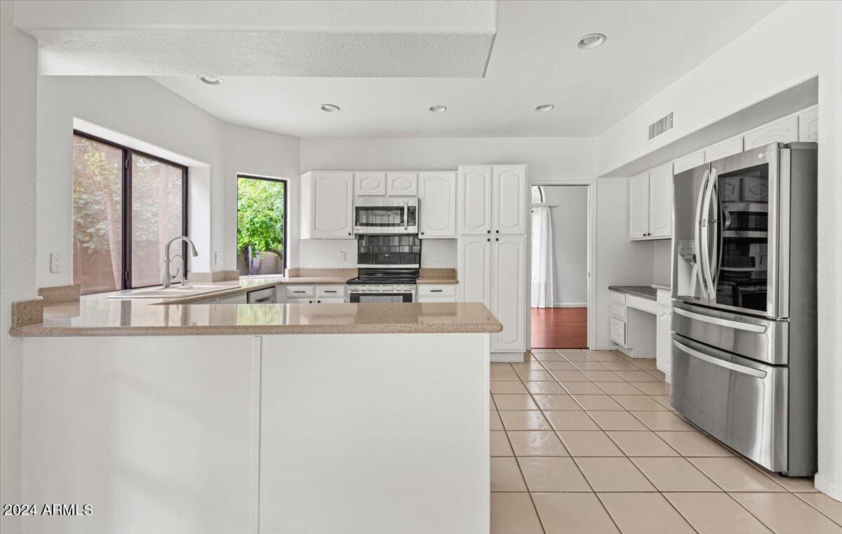 305 E VERA Lane