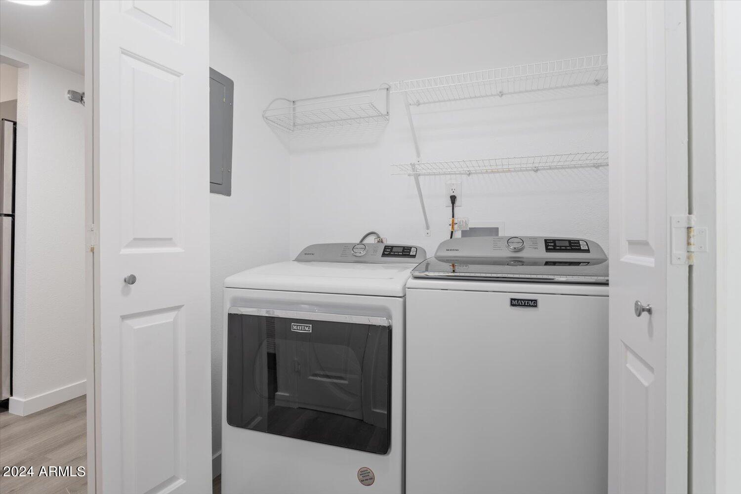 1125 W PASADENA Avenue 2