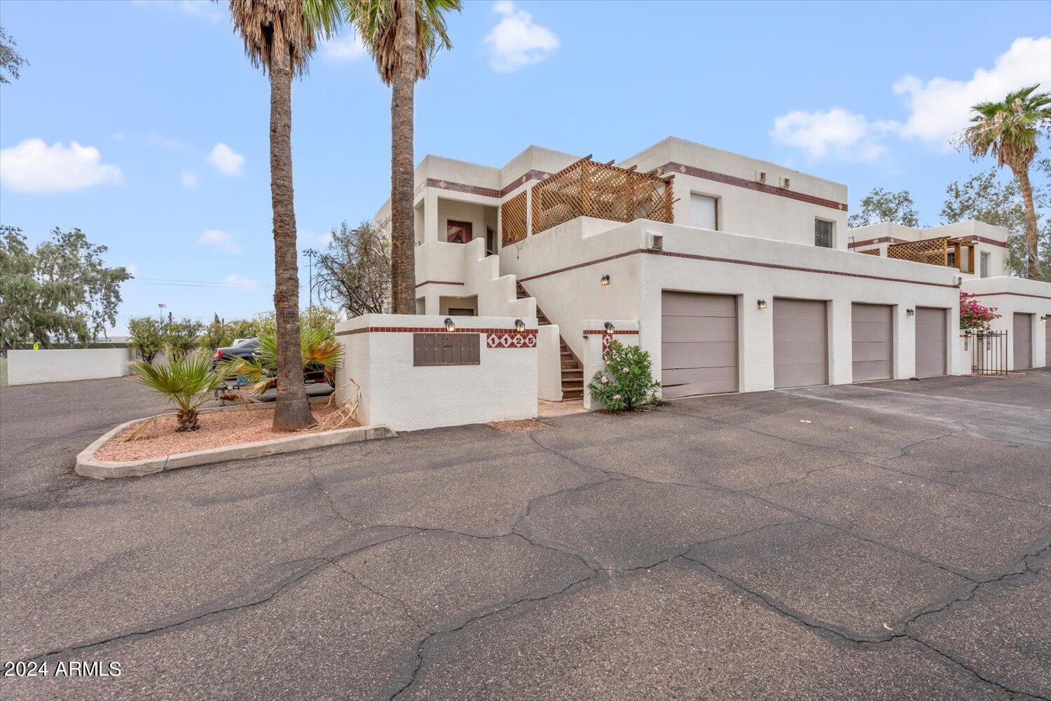 1125 W PASADENA Avenue 2