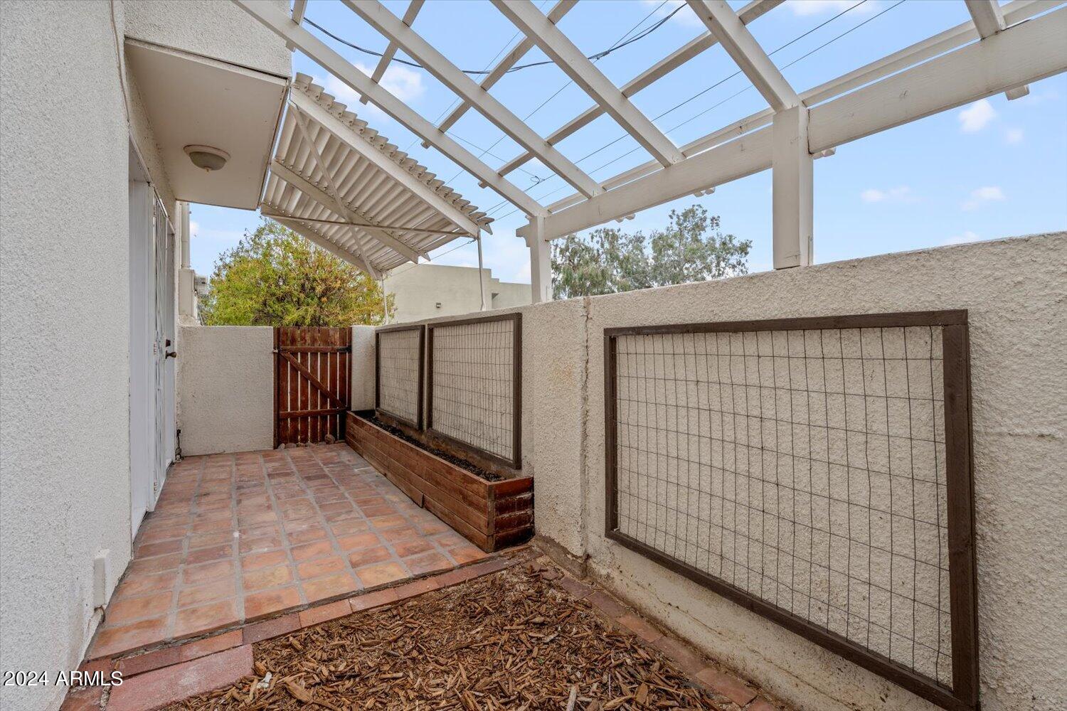 1125 W PASADENA Avenue 2