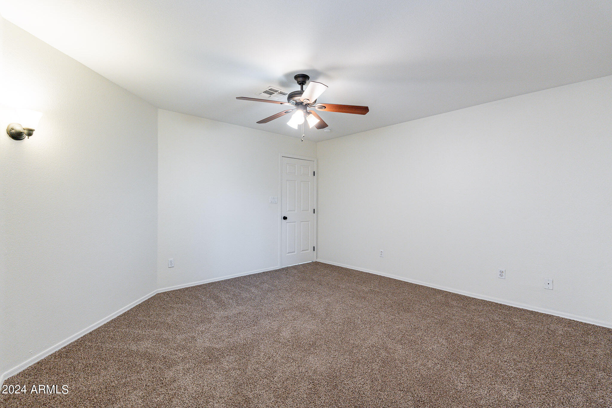 7460 W DENARO Drive