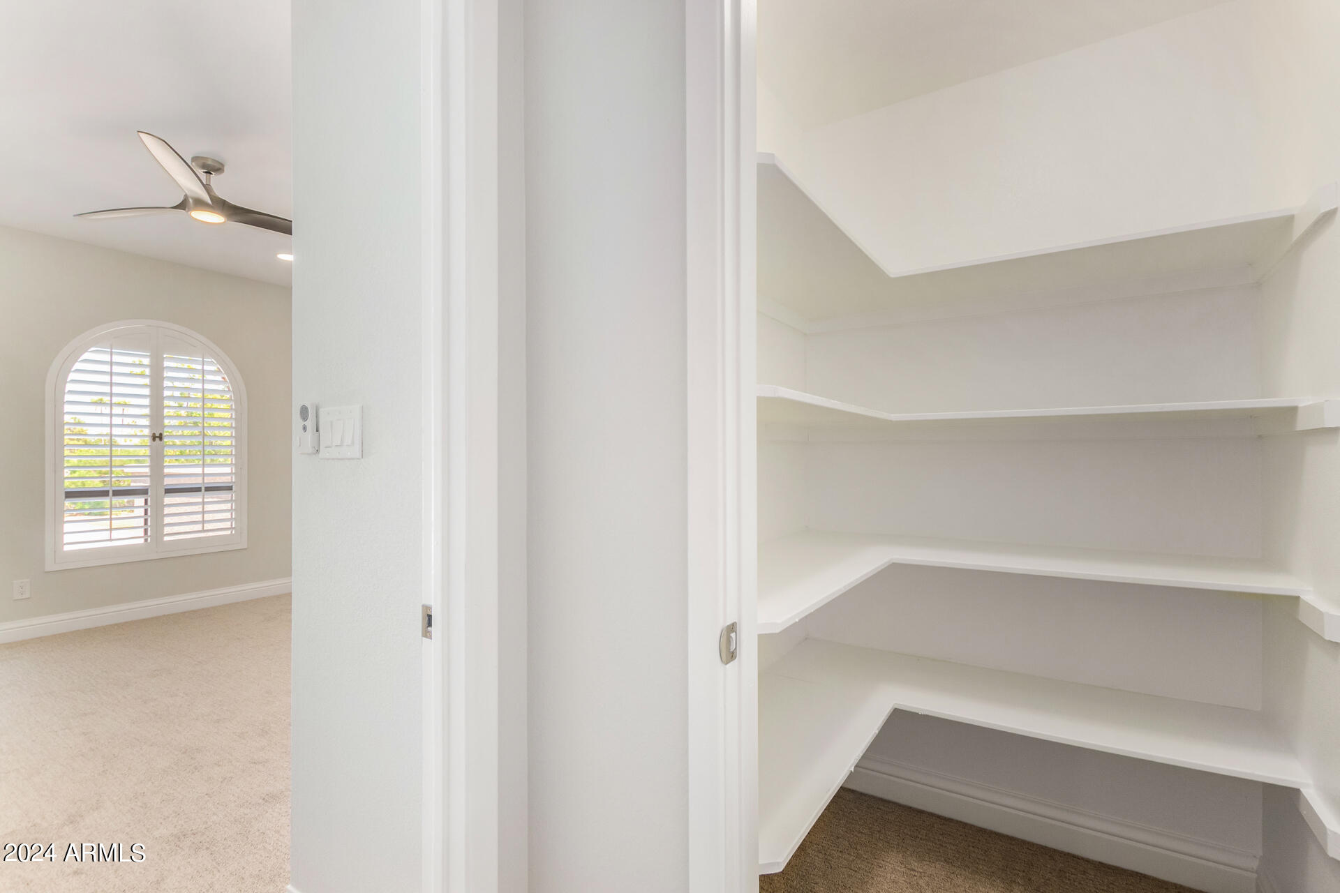 8677 E Via Del Valle