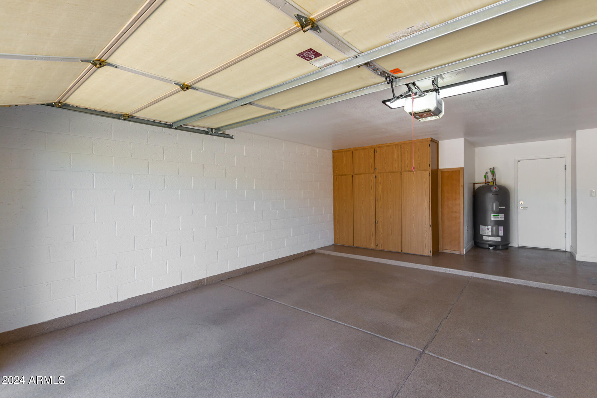 8677 E Via Del Valle