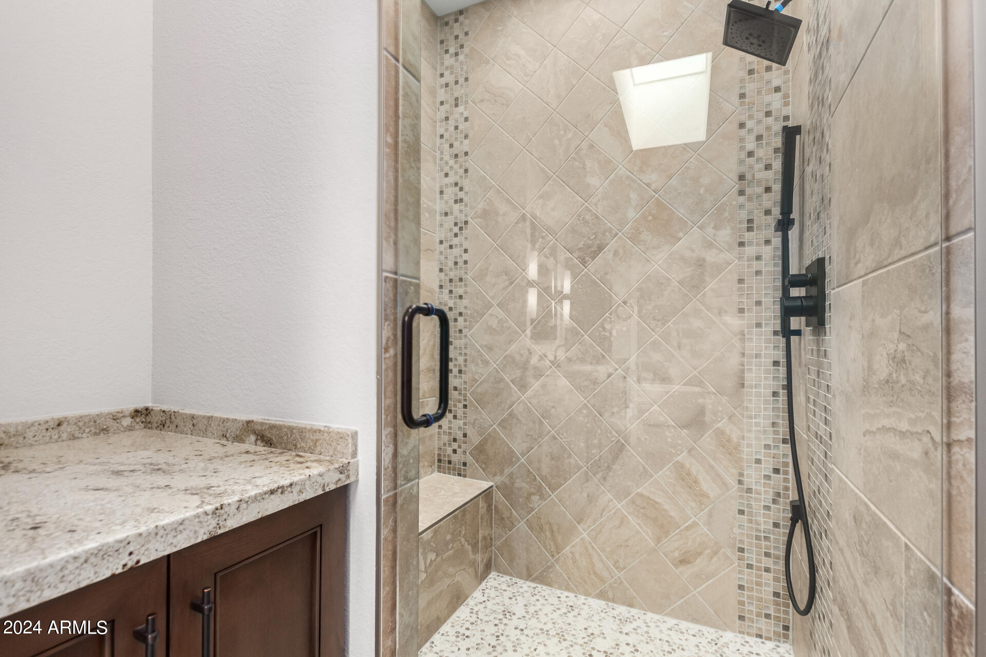 8677 E Via Del Valle