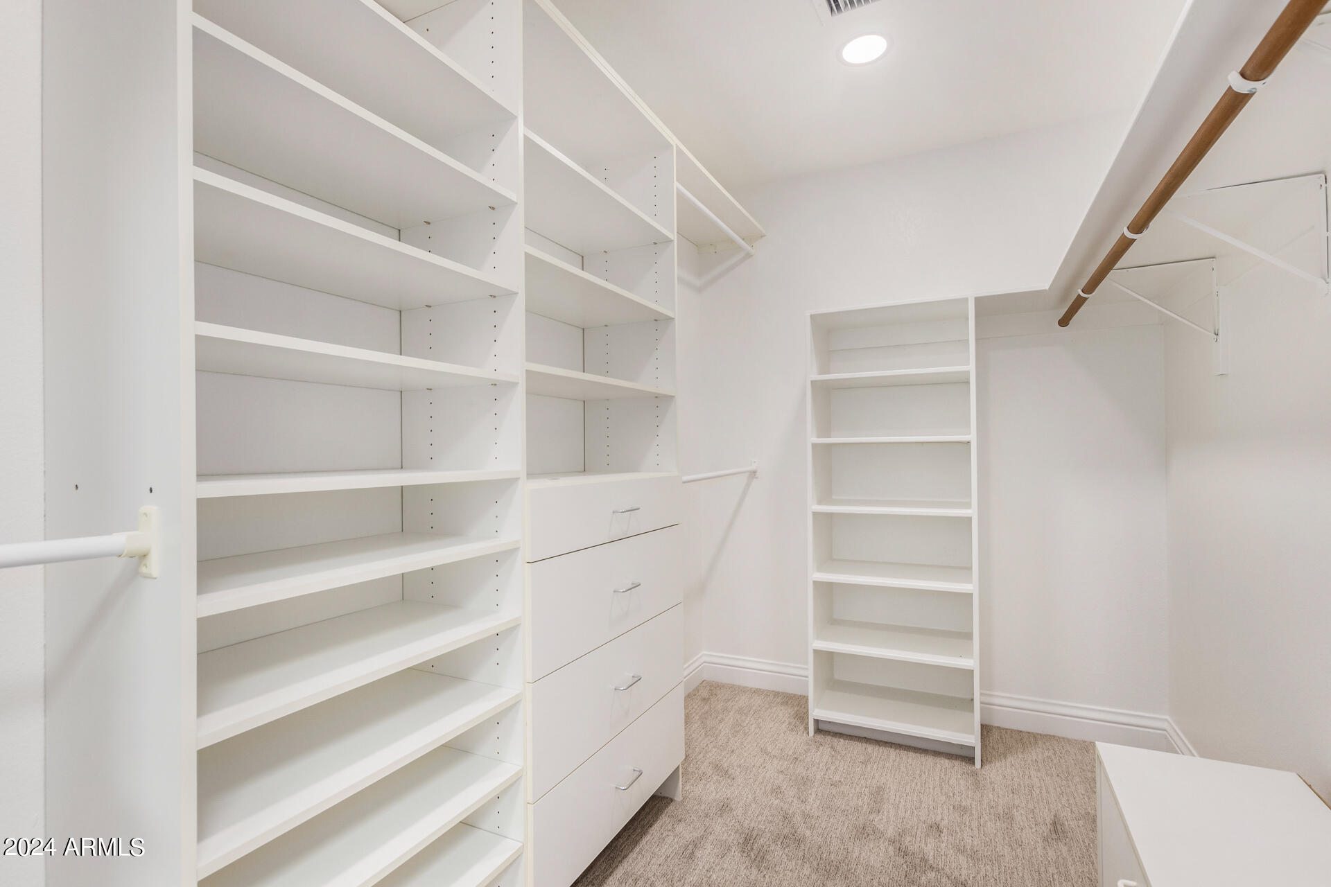 8677 E Via Del Valle